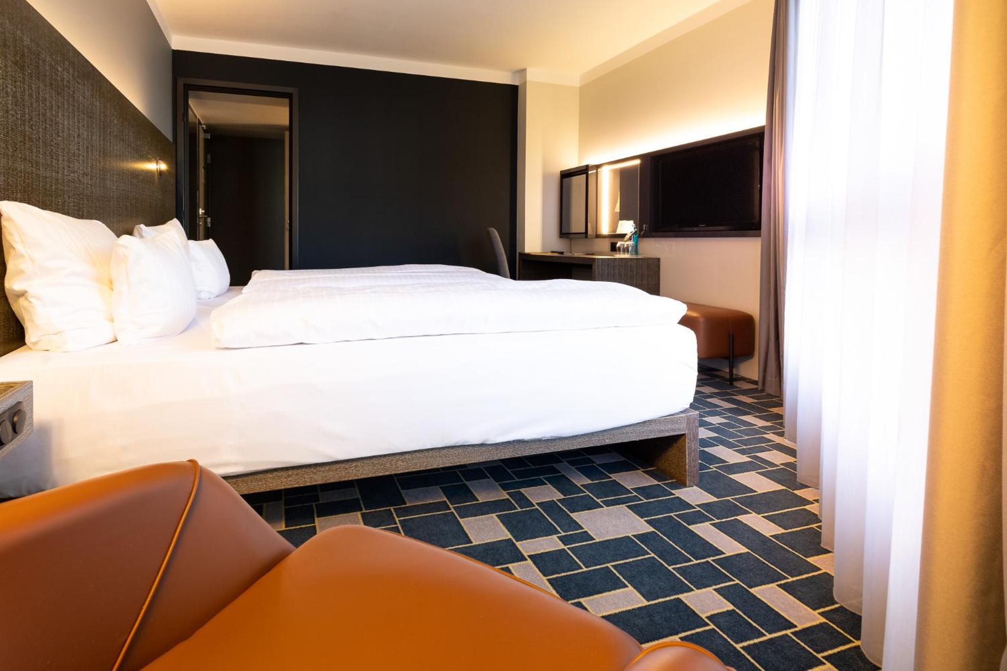Standard Double or Twin Room - Photo 1