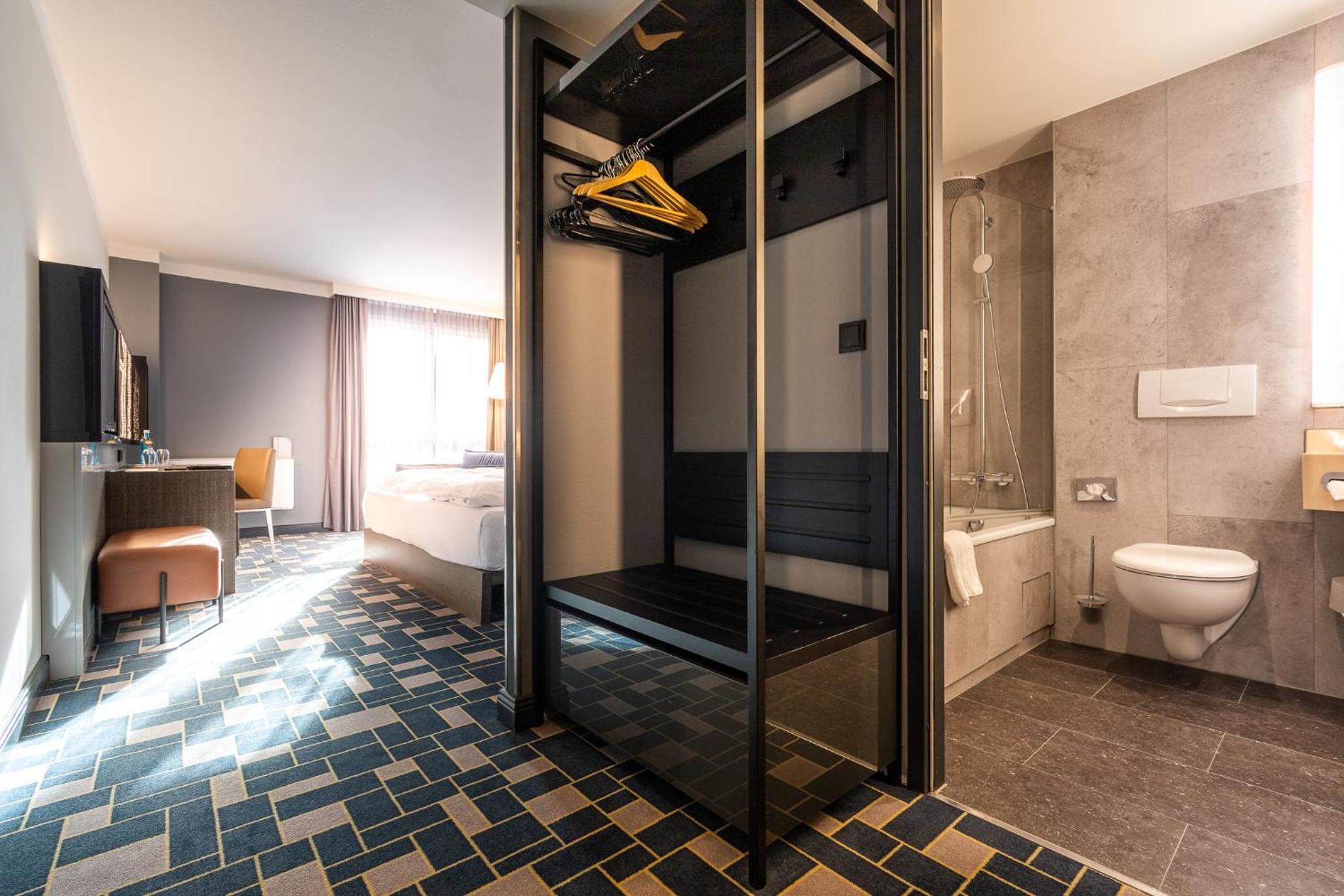 Double or Twin Room with Garden View photo 1