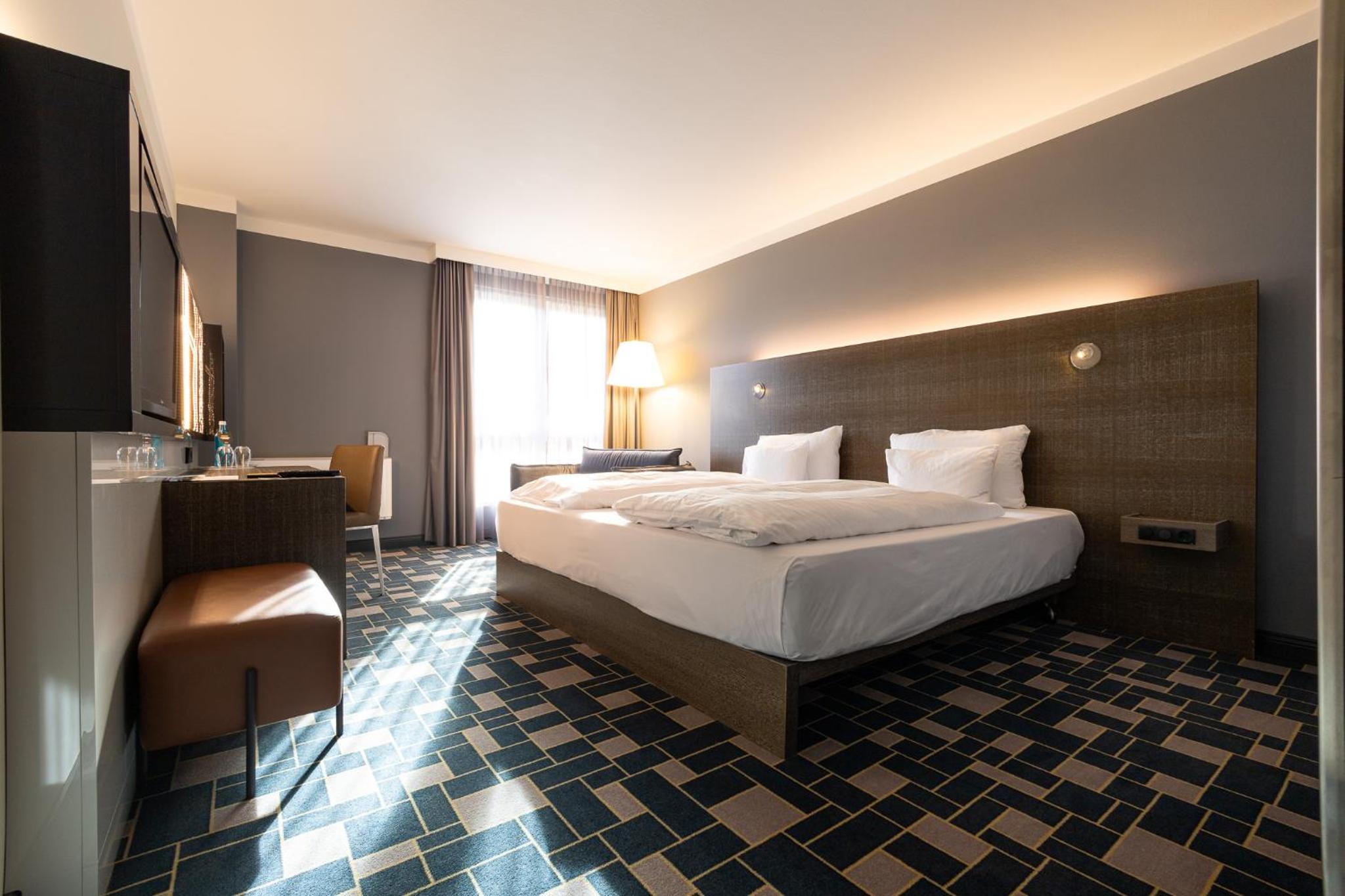Double or Twin Room with Garden View photo 3