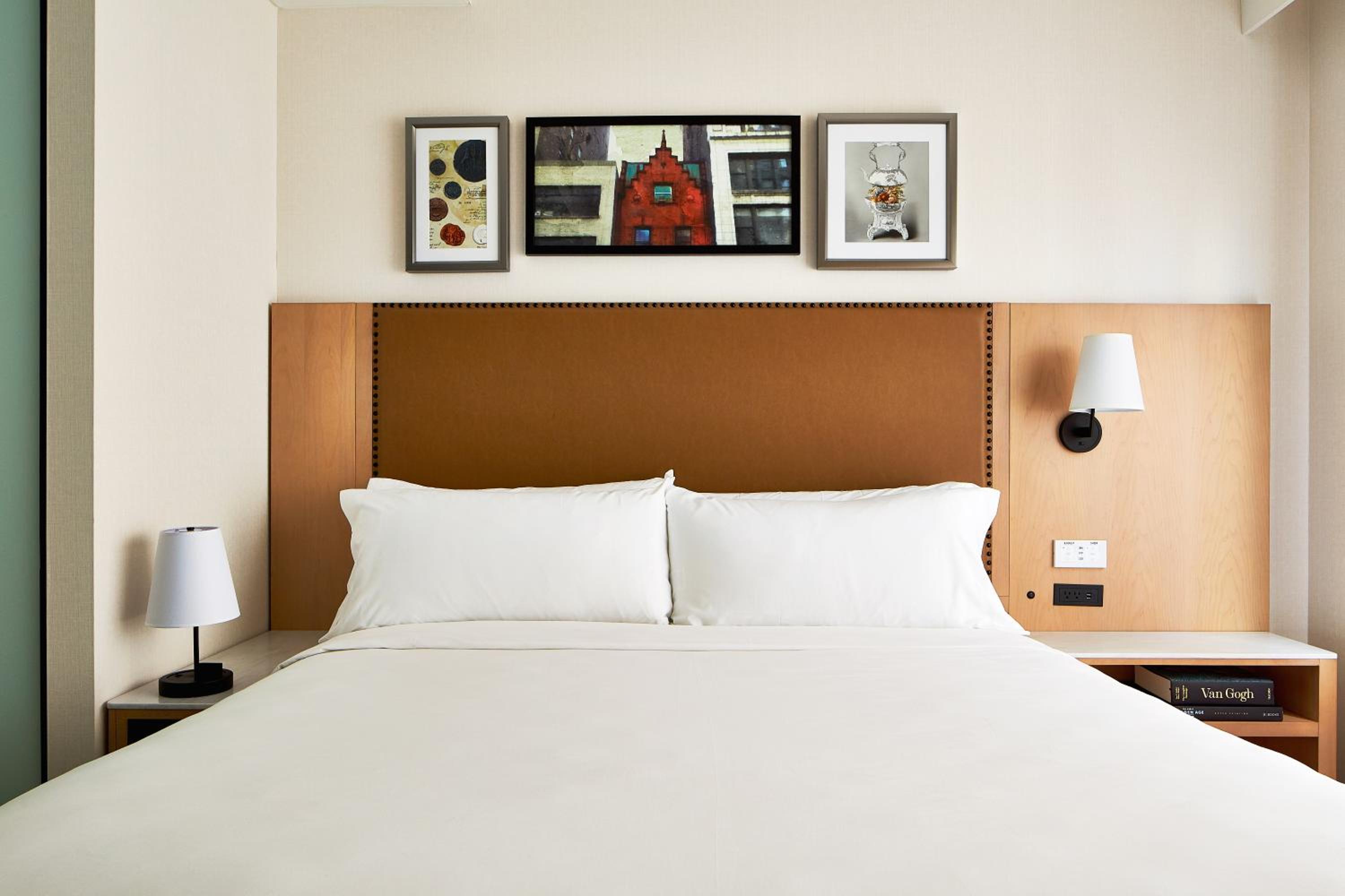 King Room with Roll-In Shower - Disability Access
