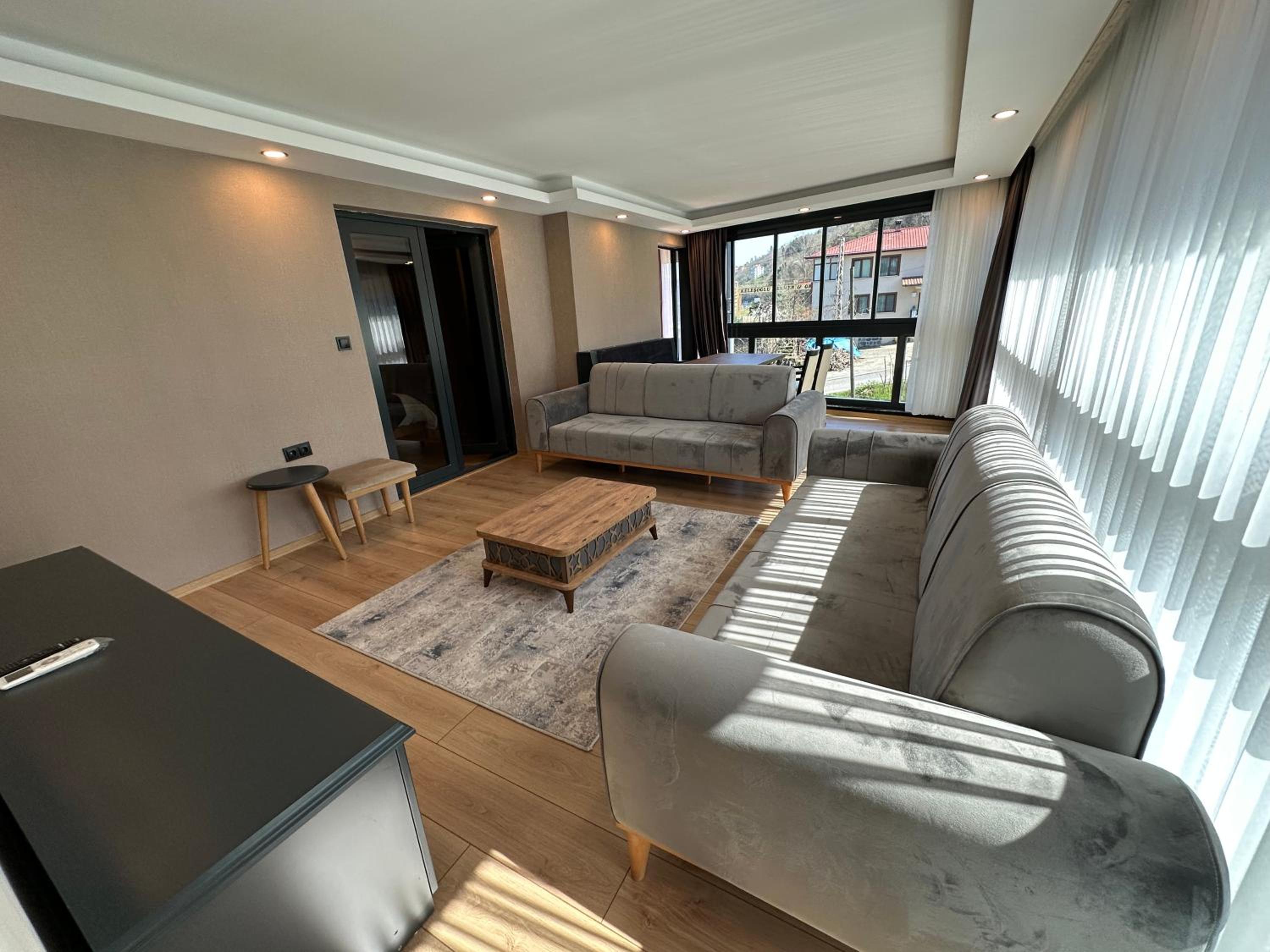 Suite with Terrace - Photo 15