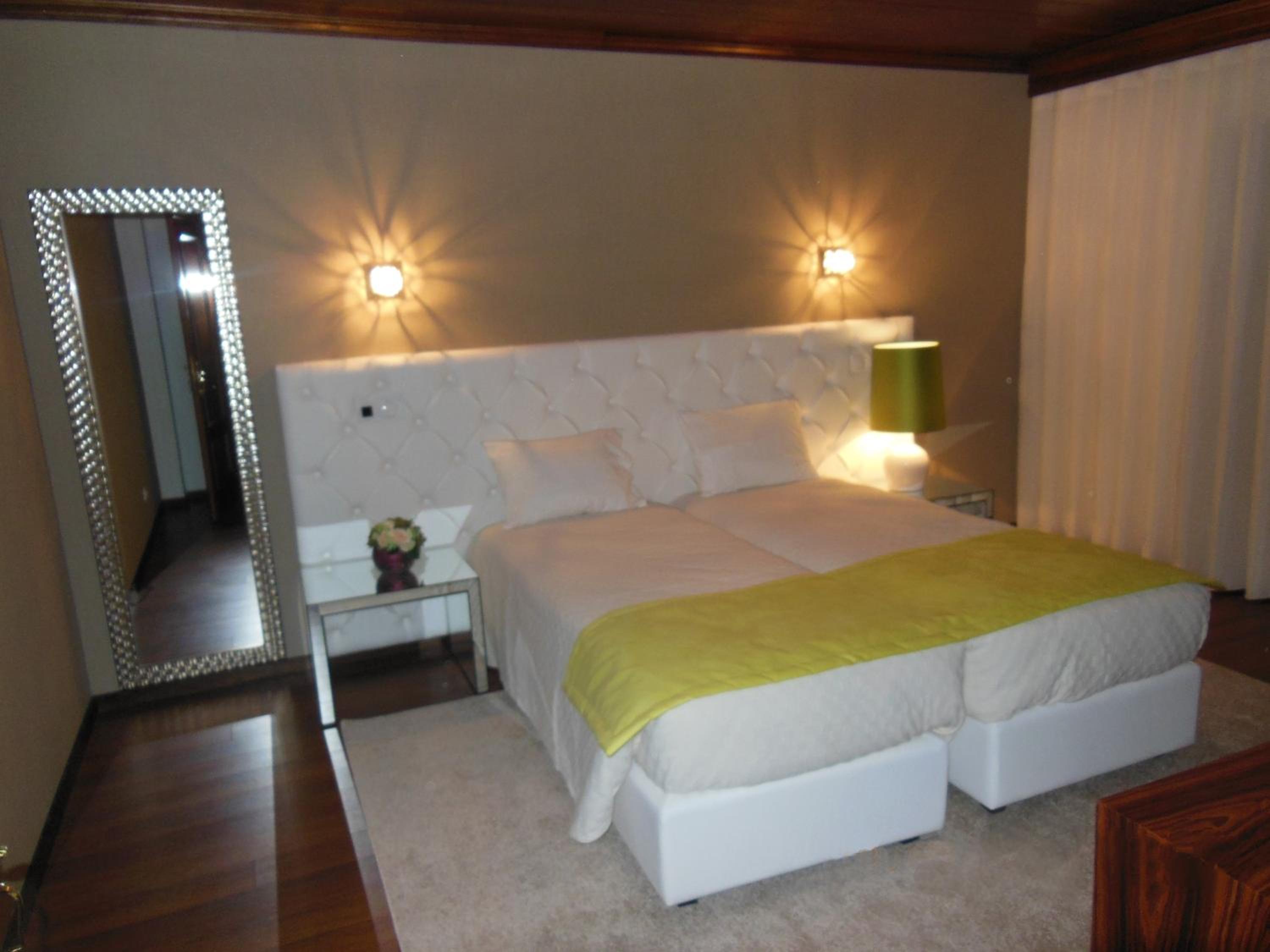 Twin Room - Photo 5