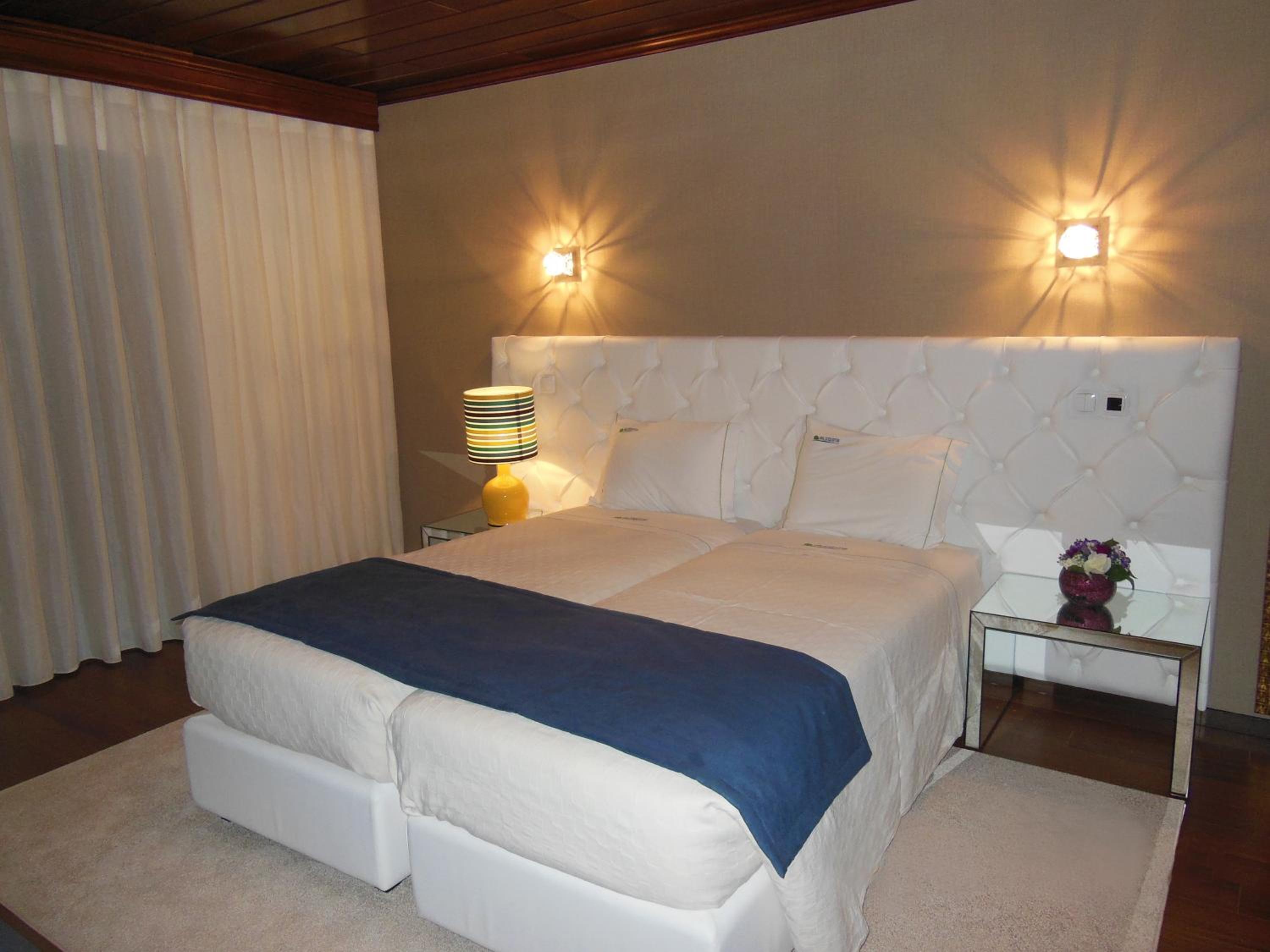 Twin Room - Photo 3