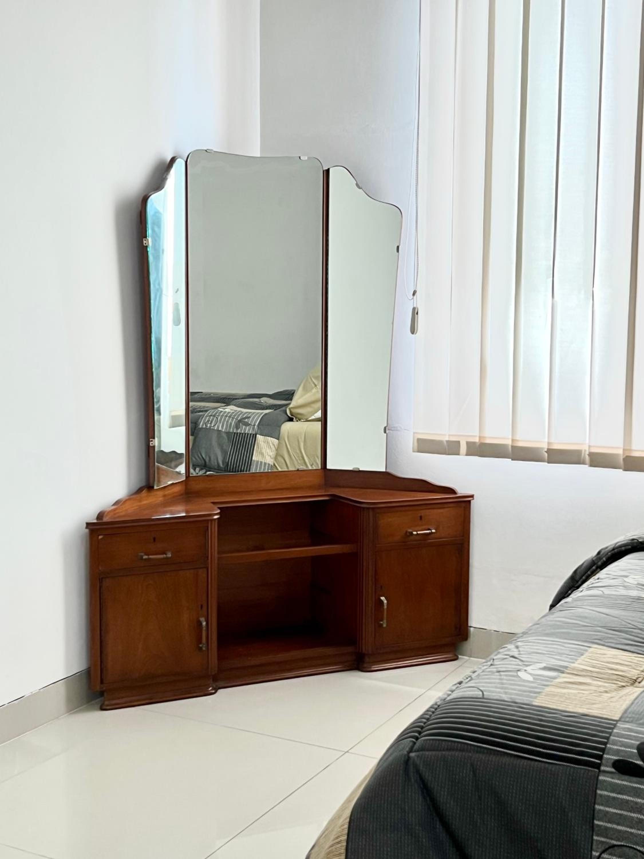 Double Room with Shared Bathroom photo 2