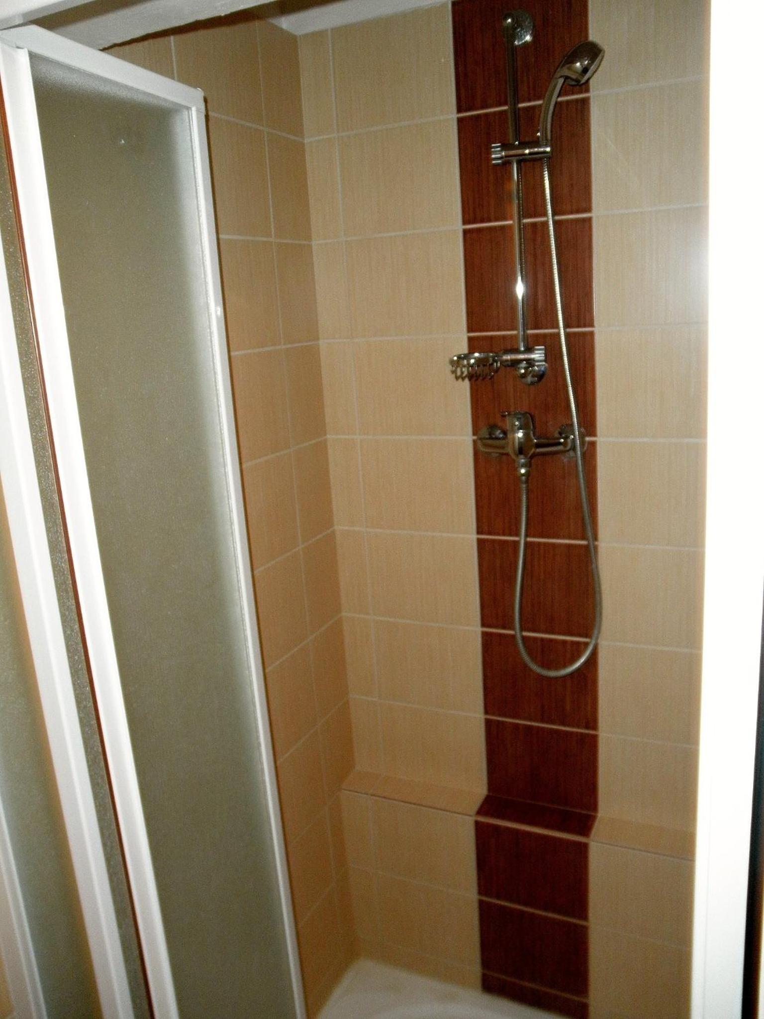 Standard Double or Twin Room - Photo 4