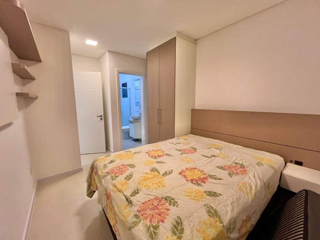 Two-Bedroom Apartment photo 3