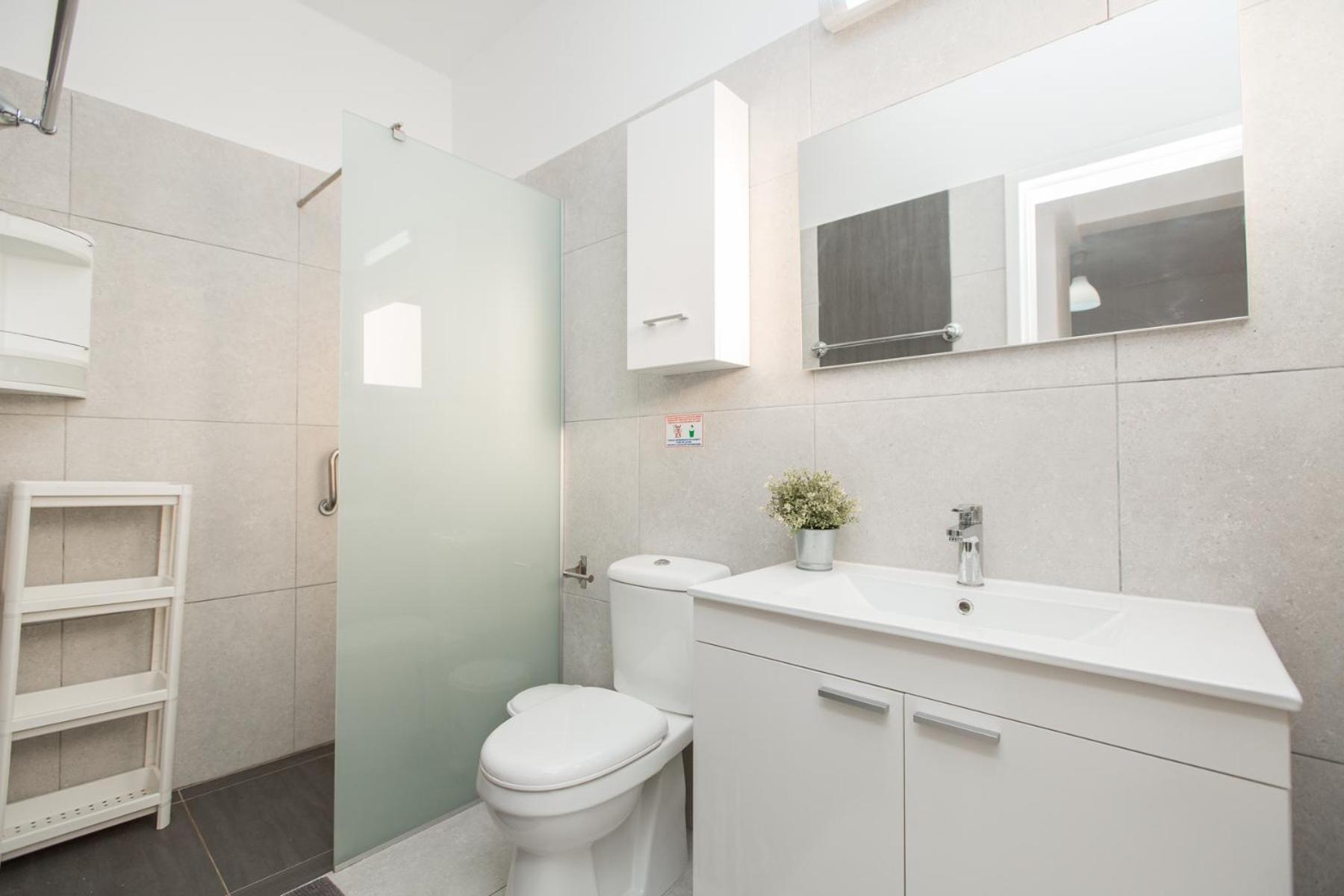 Studio Apartment photo 2