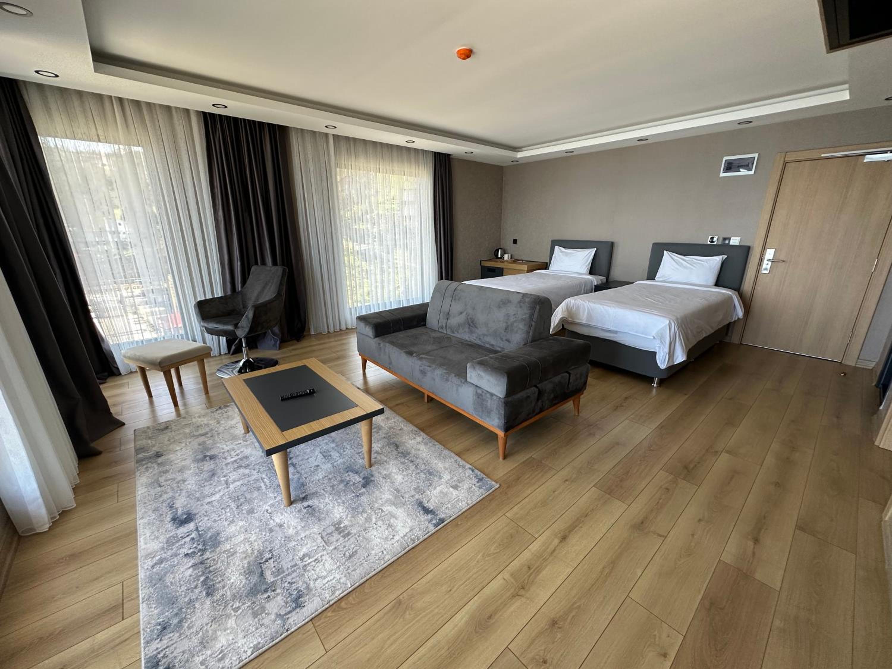 Family Suite - Photo 32