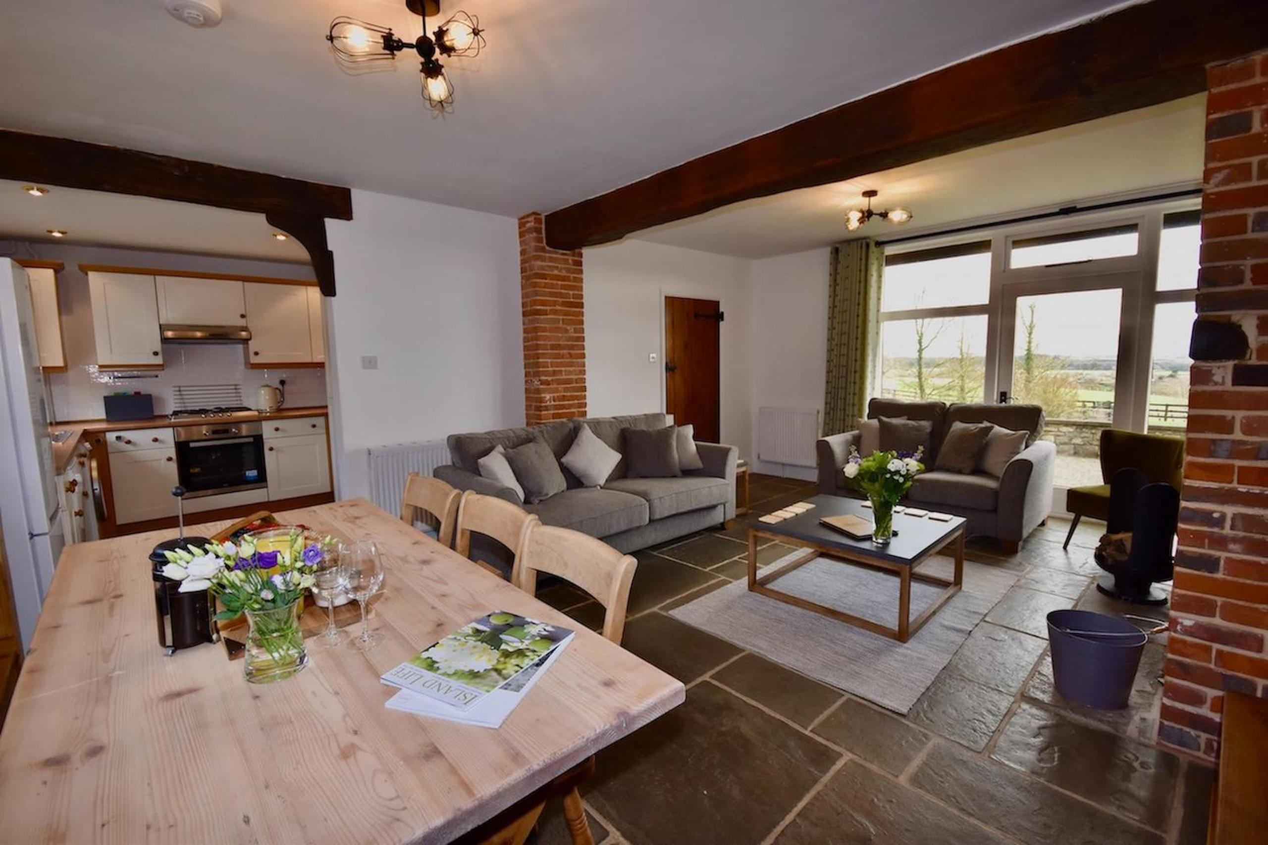 Three-Bedroom House photo 1