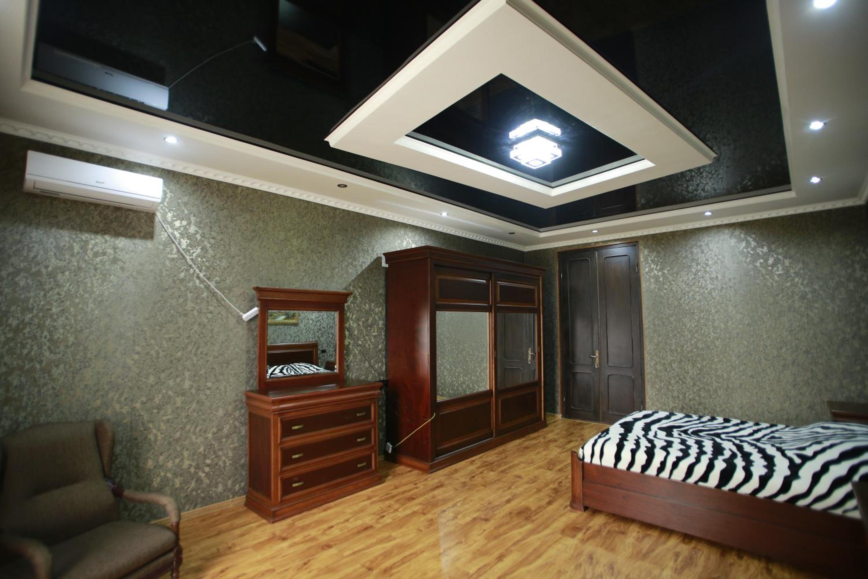 Deluxe Double Room (2 Adults + 1 Child) photo 3