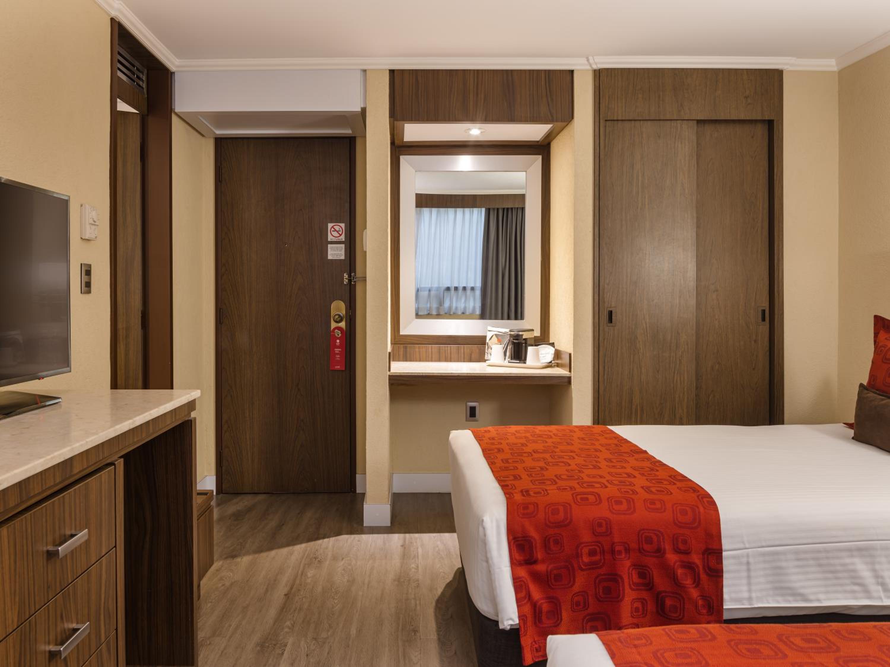 2 Twin Beds, Non-Smoking photo 1