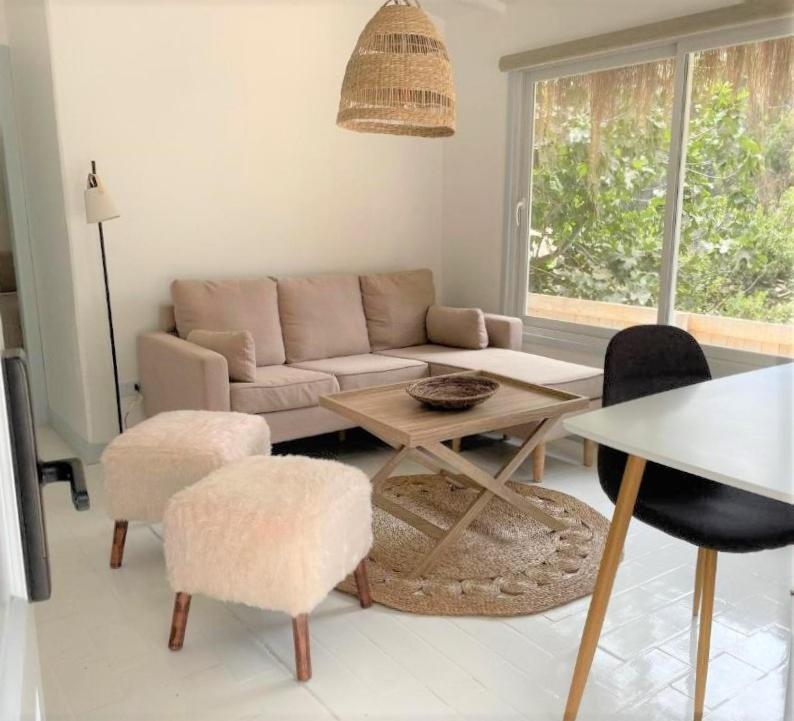 Two-Bedroom House photo 2