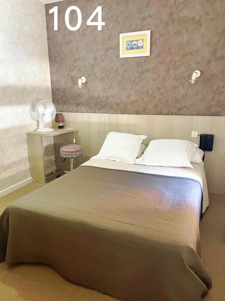 Economy Double Room photo 3