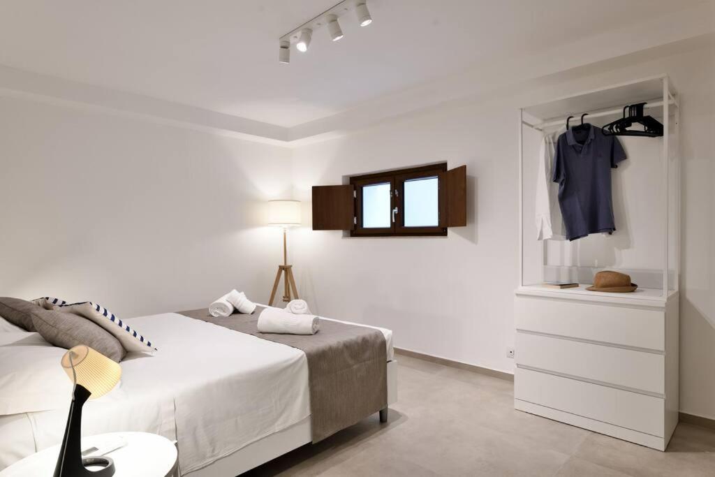One-Bedroom Apartment photo 3