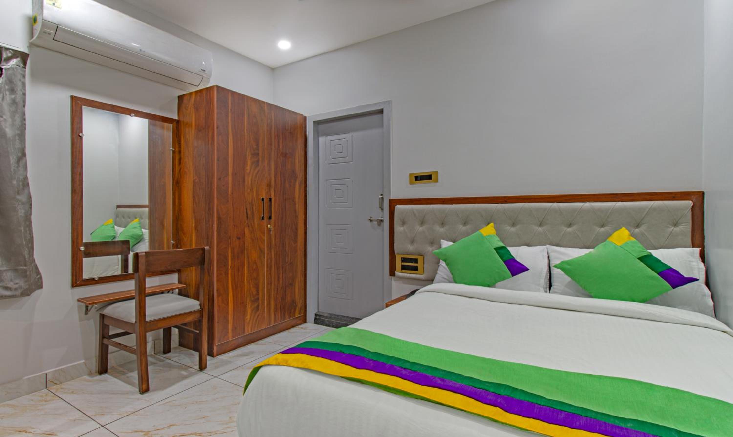 Economy Single Room - Photo 1