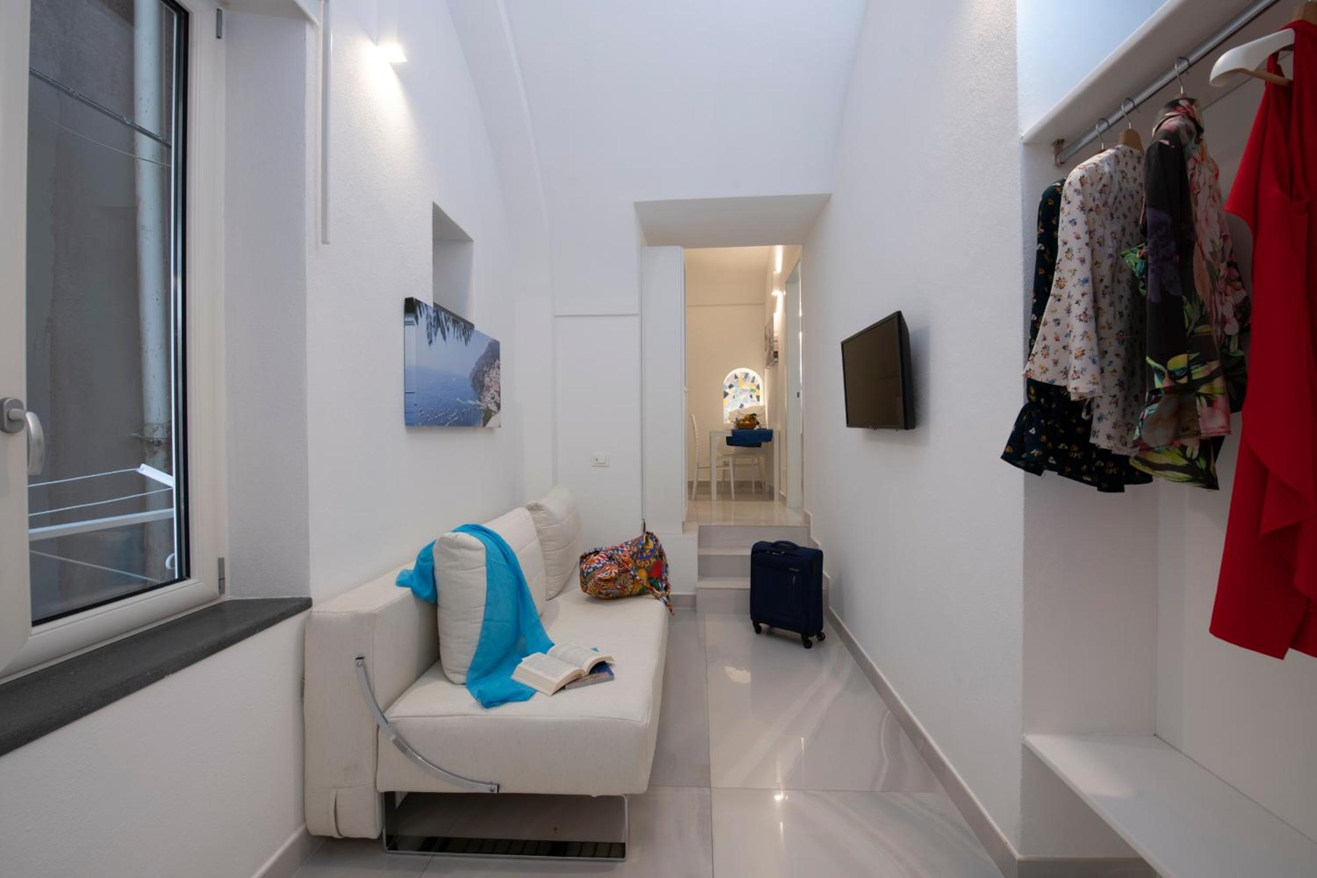One-Bedroom House photo 3