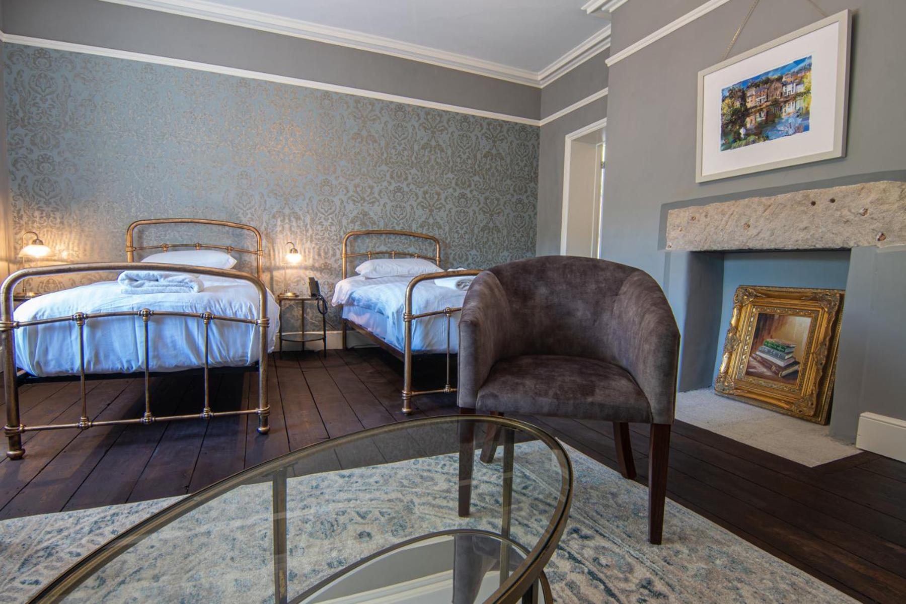 Deluxe Twin Room - Photo 2