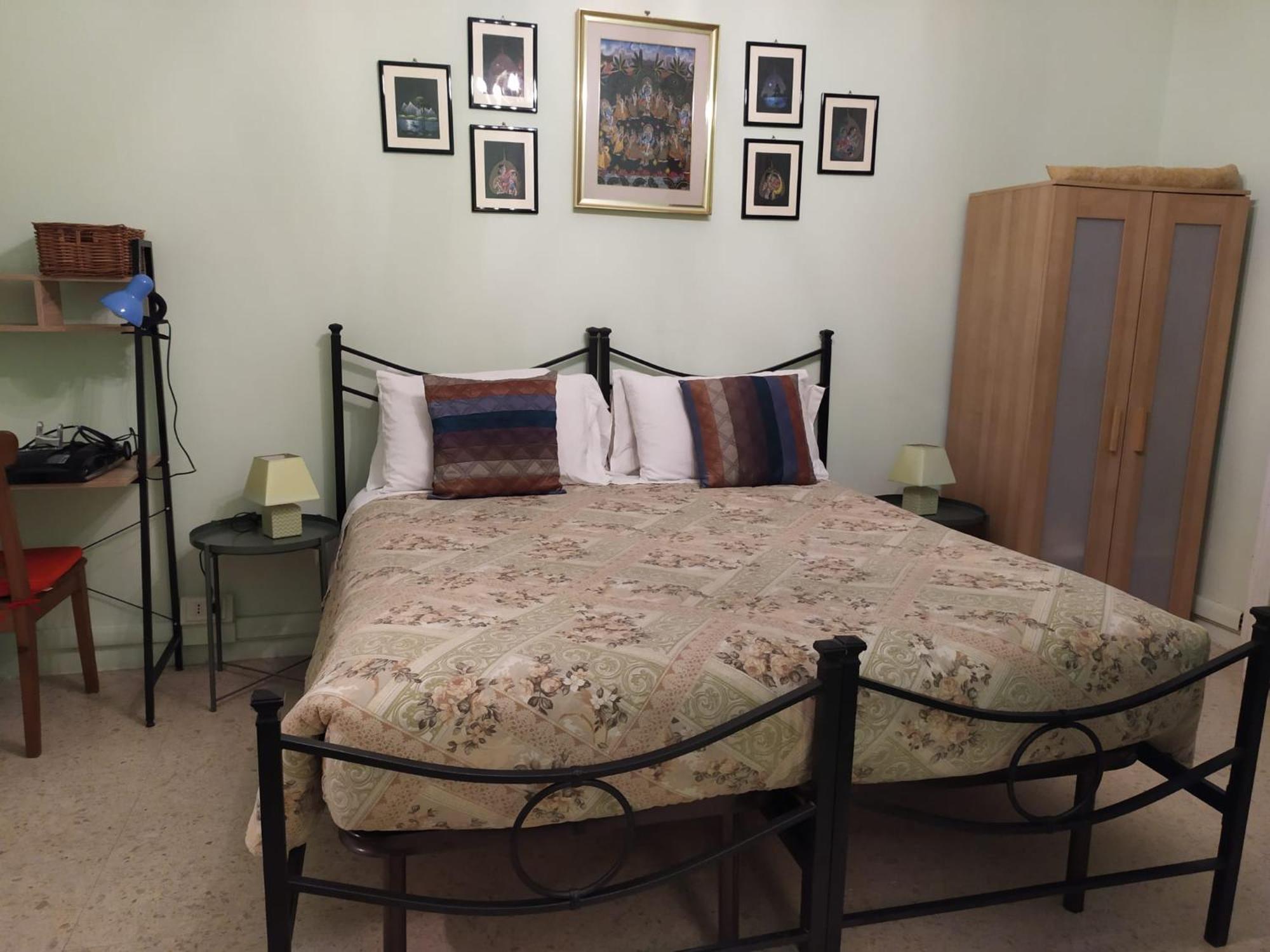 Large Double or Twin Room