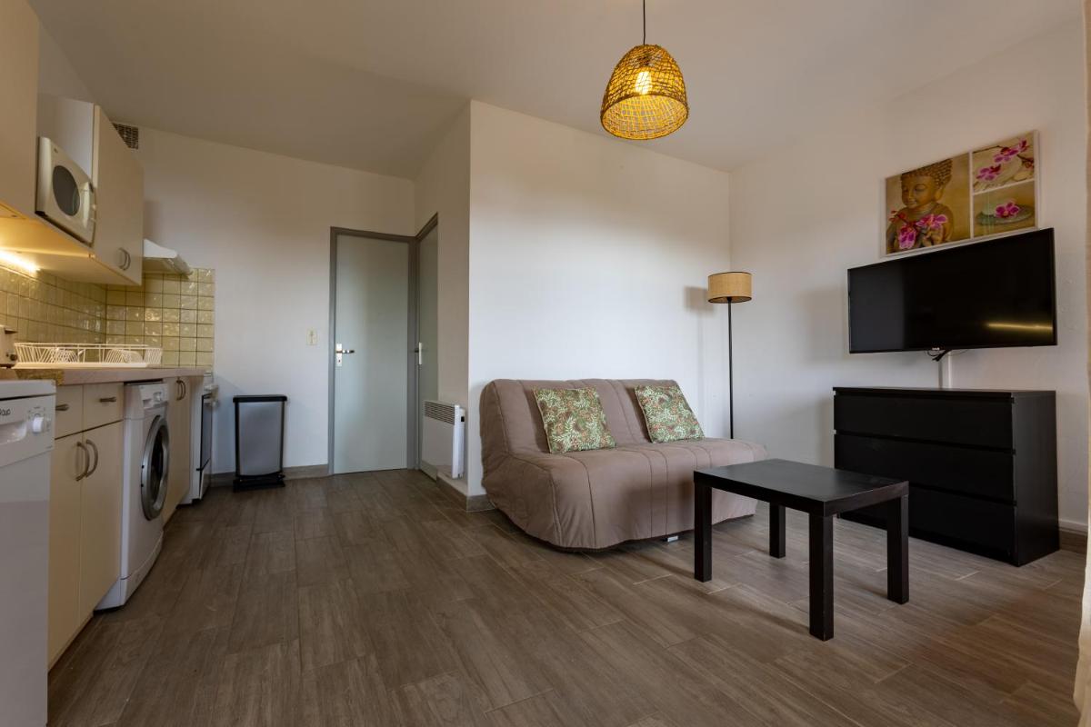 Apartment - Photo 3