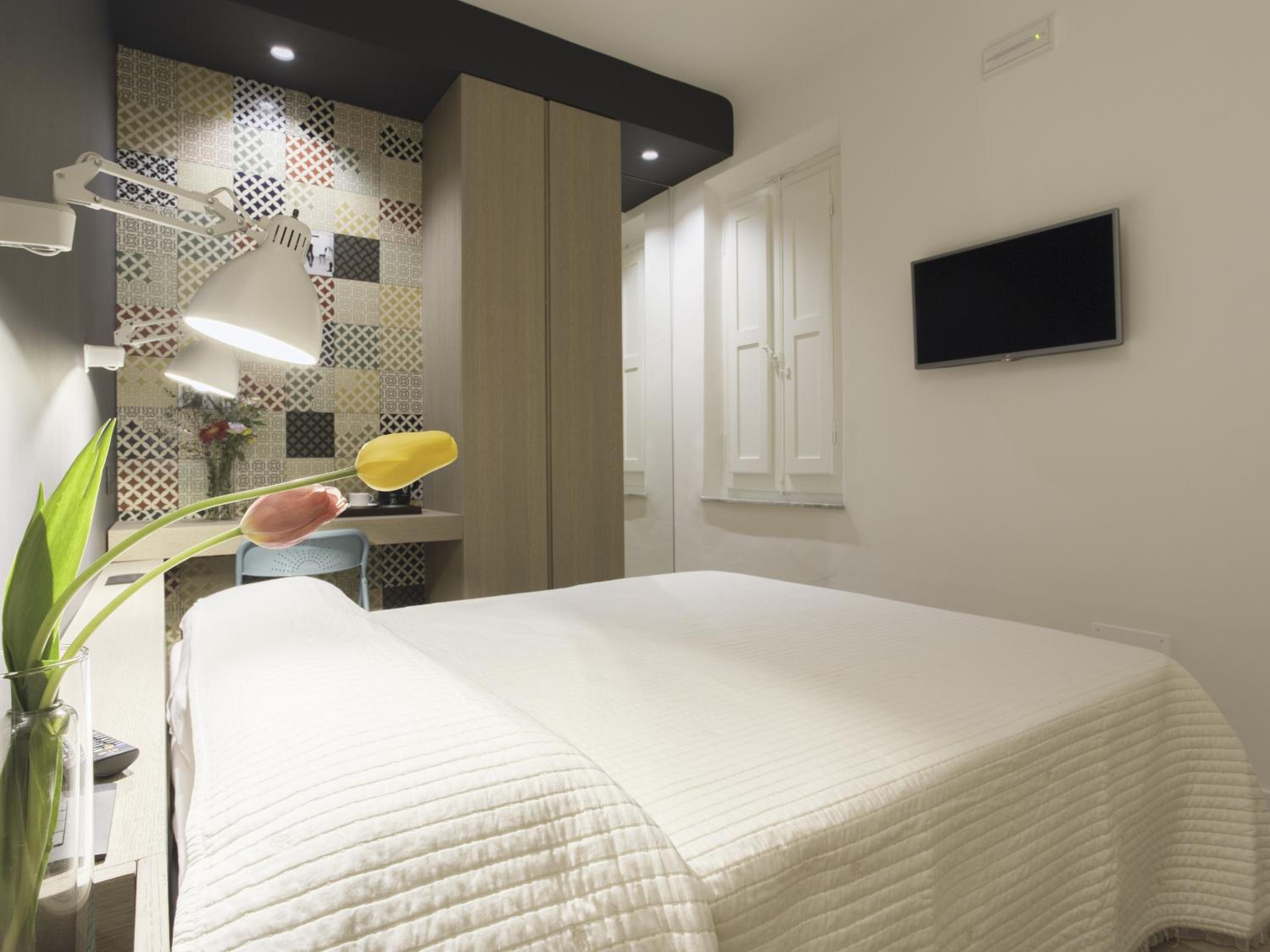 Standard Double Room - Photo 5