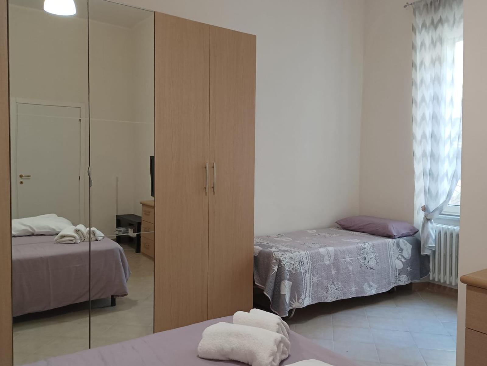 Double Room with Private Bathroom photo 2