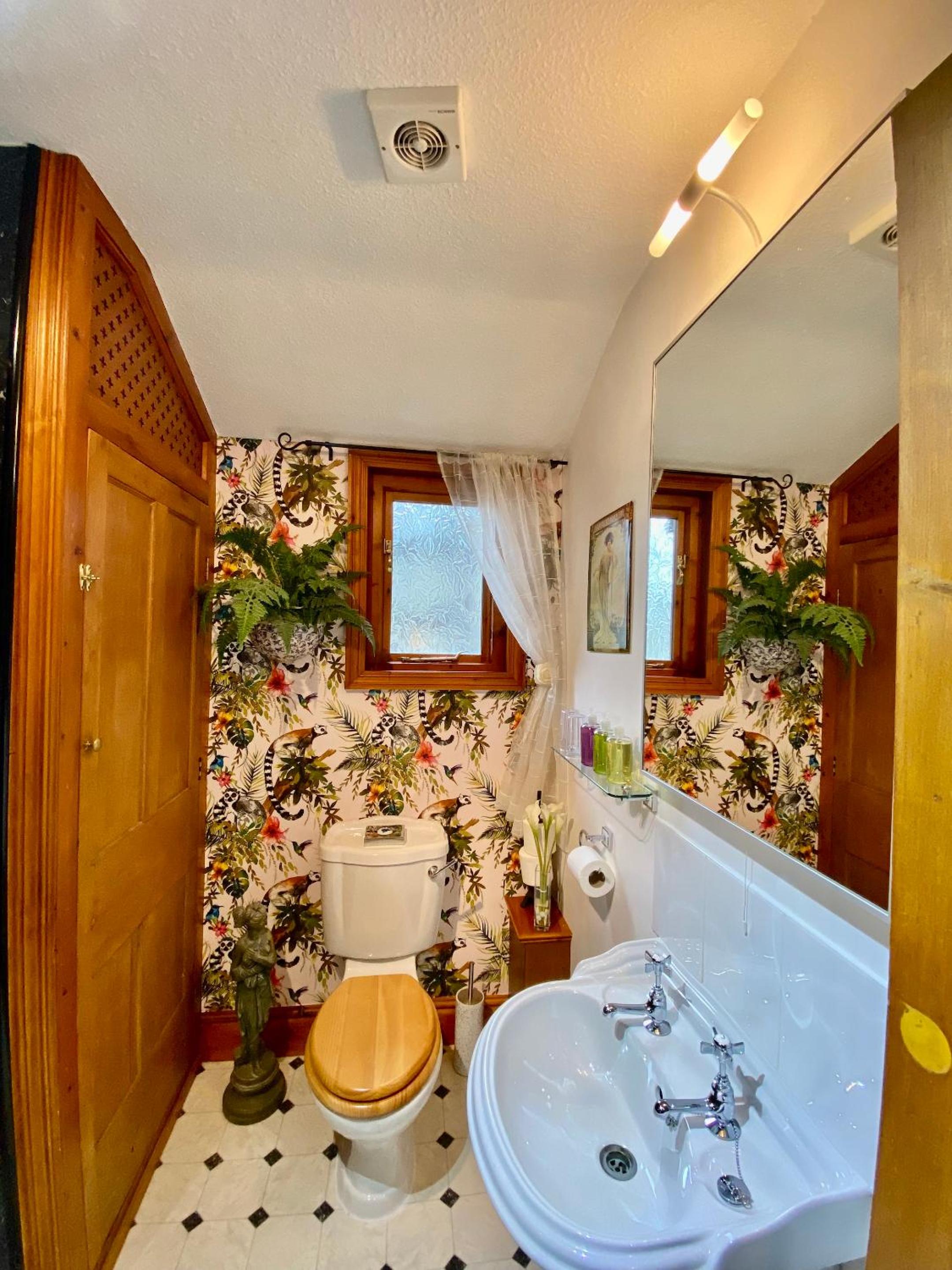 Double Room with Private External Bathroom photo 3