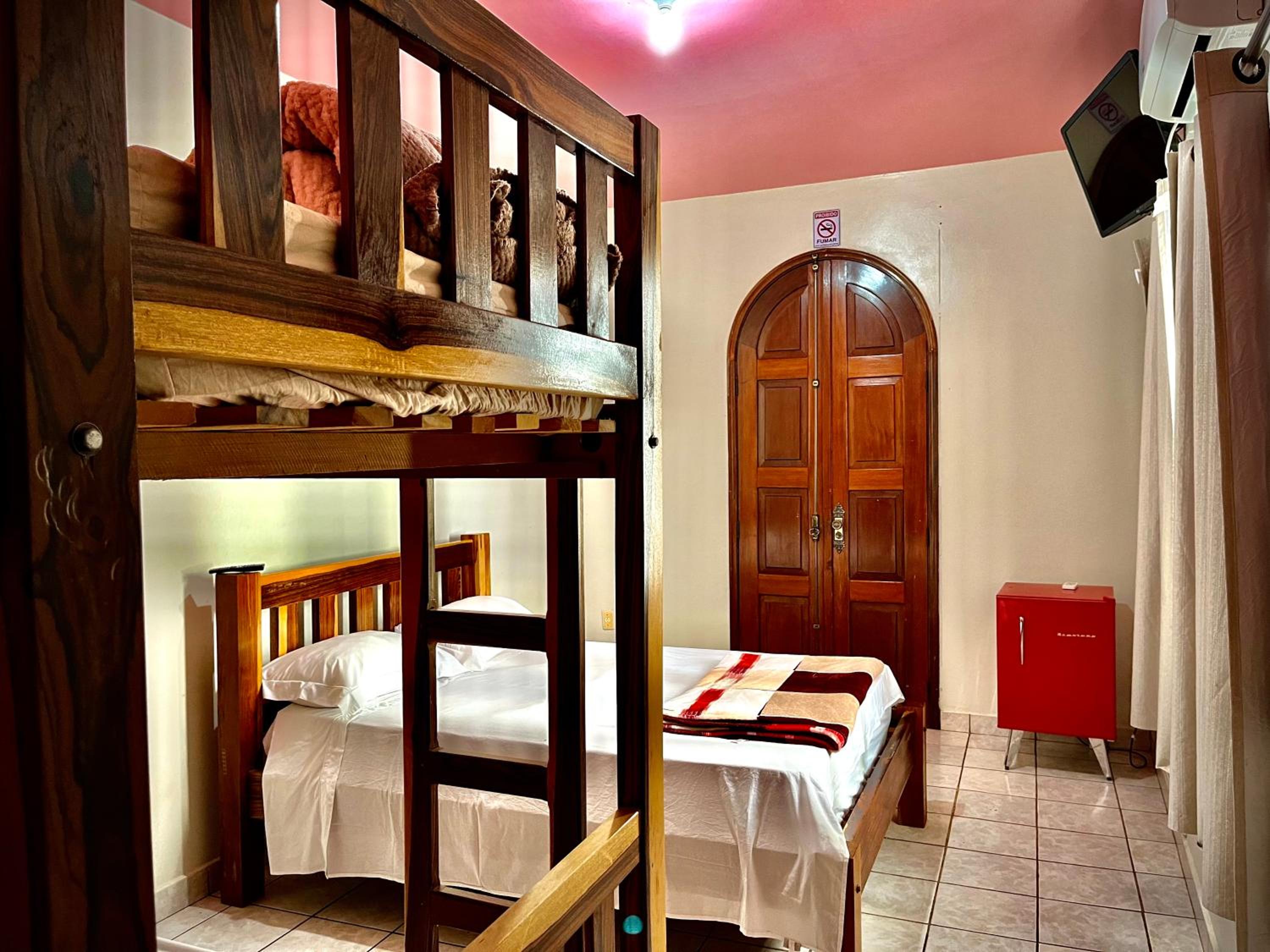 Suite with Balcony - Photo 1