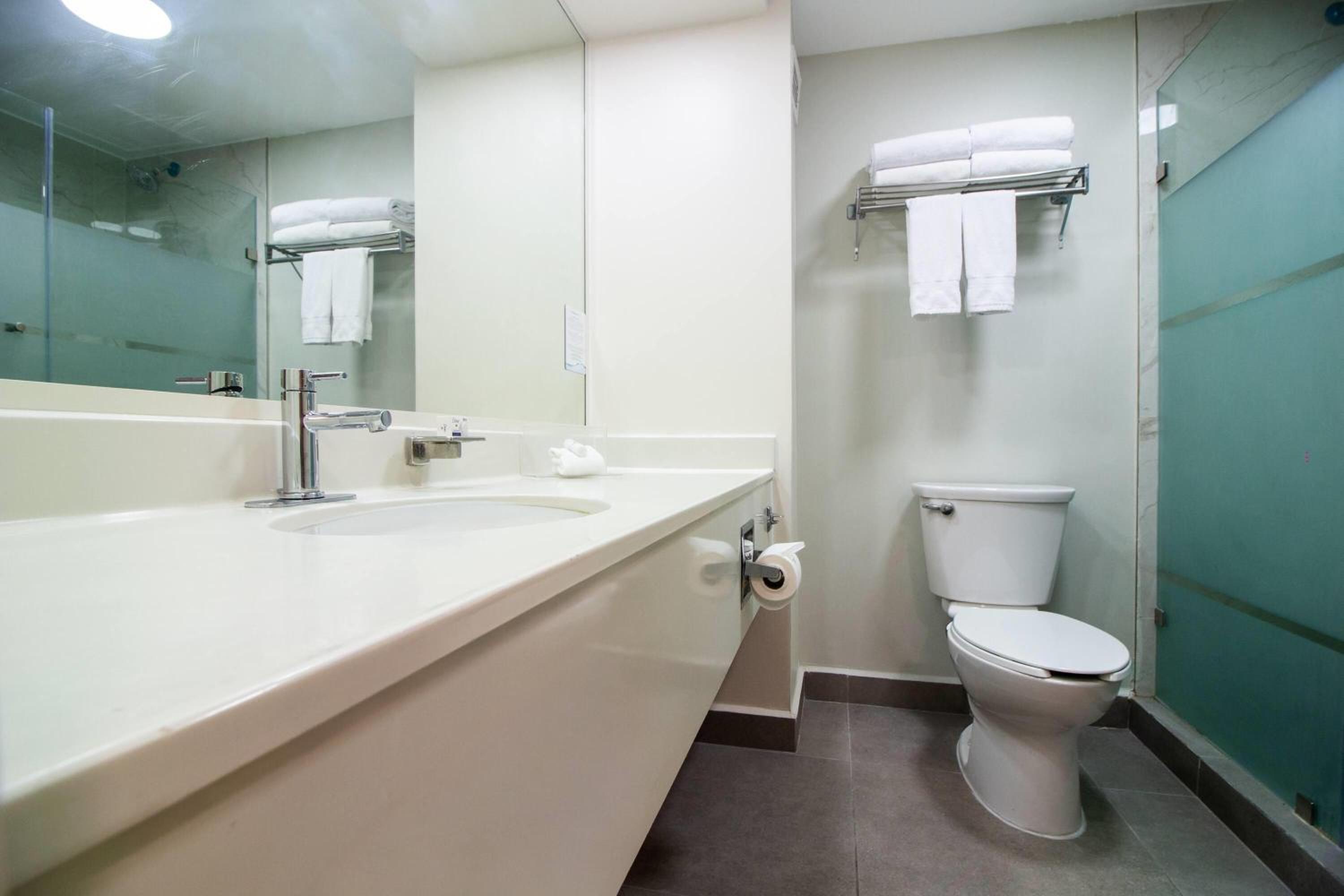 Business Double Room with Two Double Beds - Non-Smoking