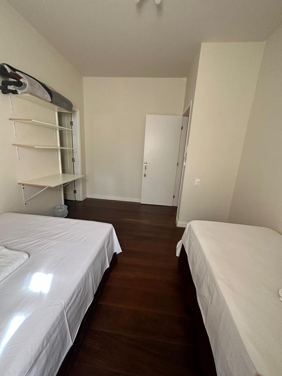 Suite - Photo 4