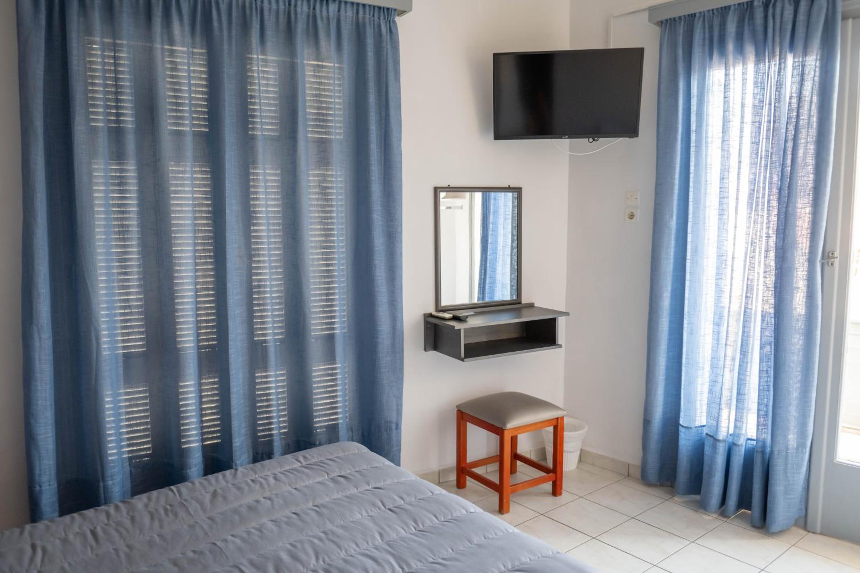 Superior Double Room - Photo 11