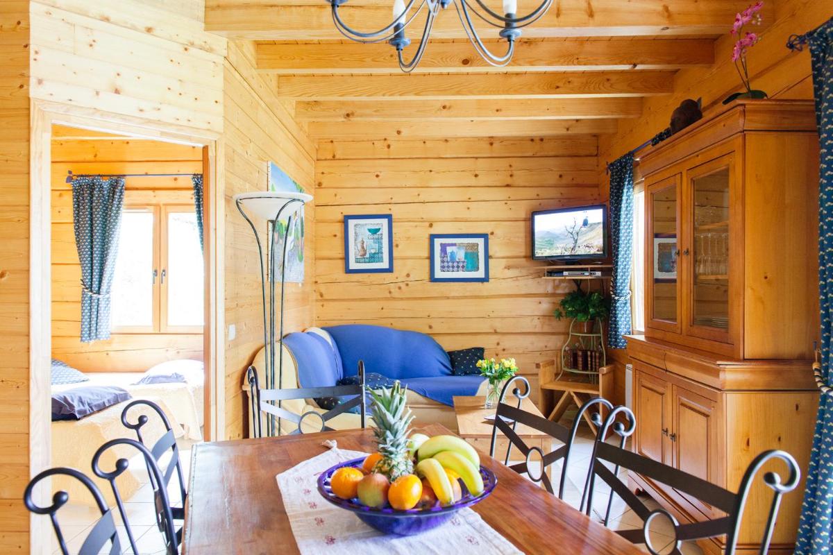 Three-Bedroom Chalet photo 1