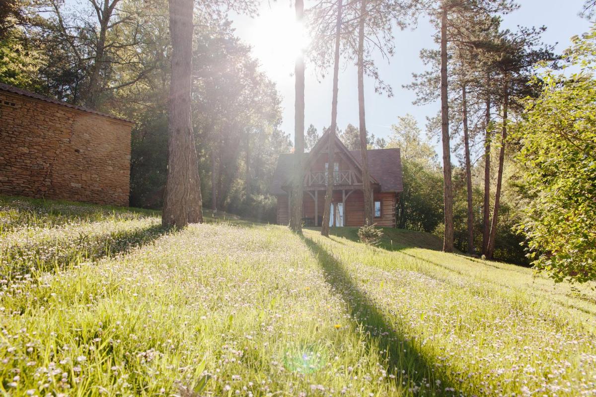 Three-Bedroom Chalet photo 2