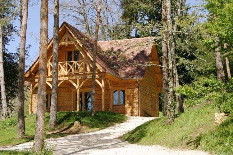 Three-Bedroom Chalet photo 1
