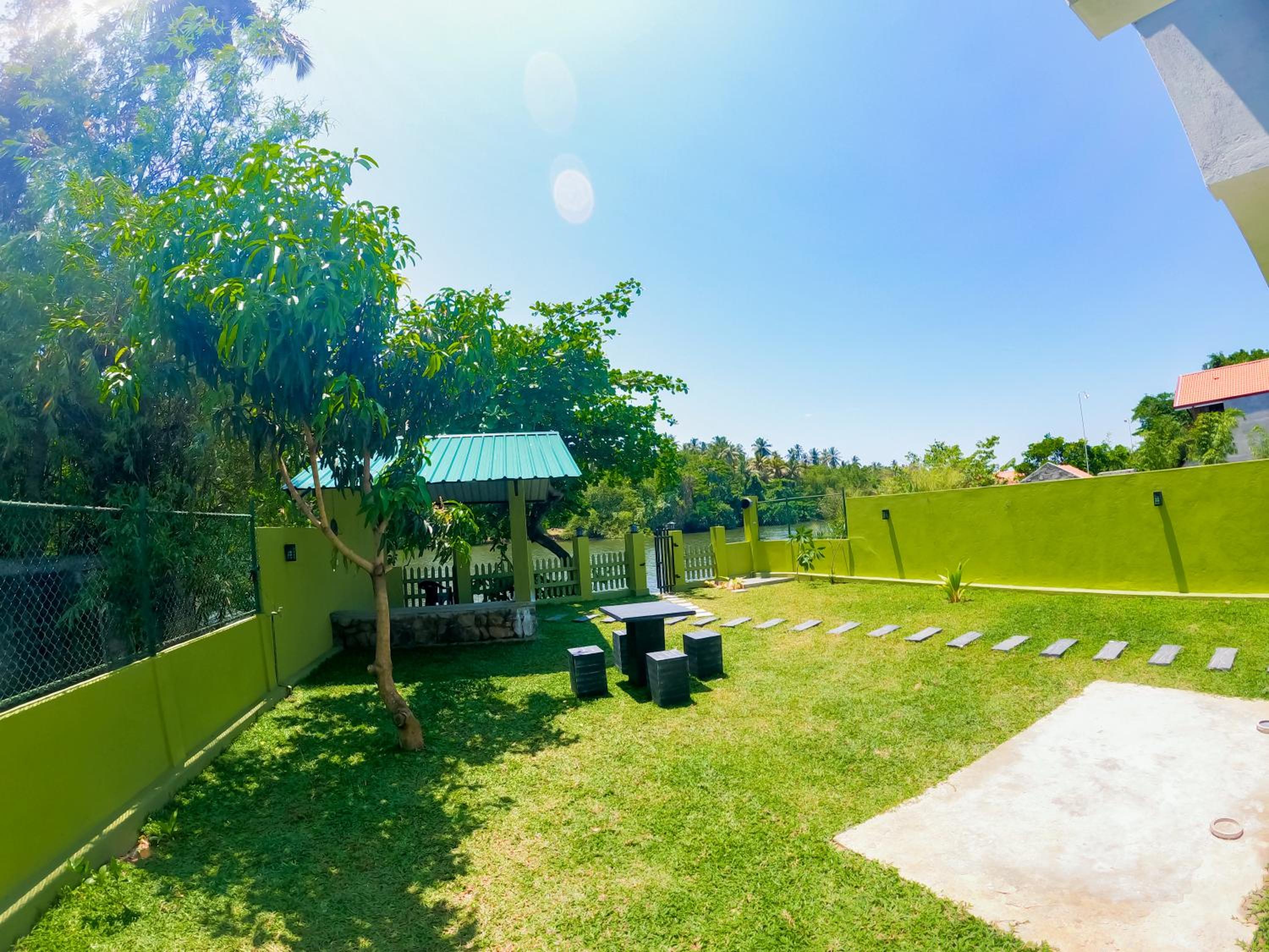 Superior Villa photo 2