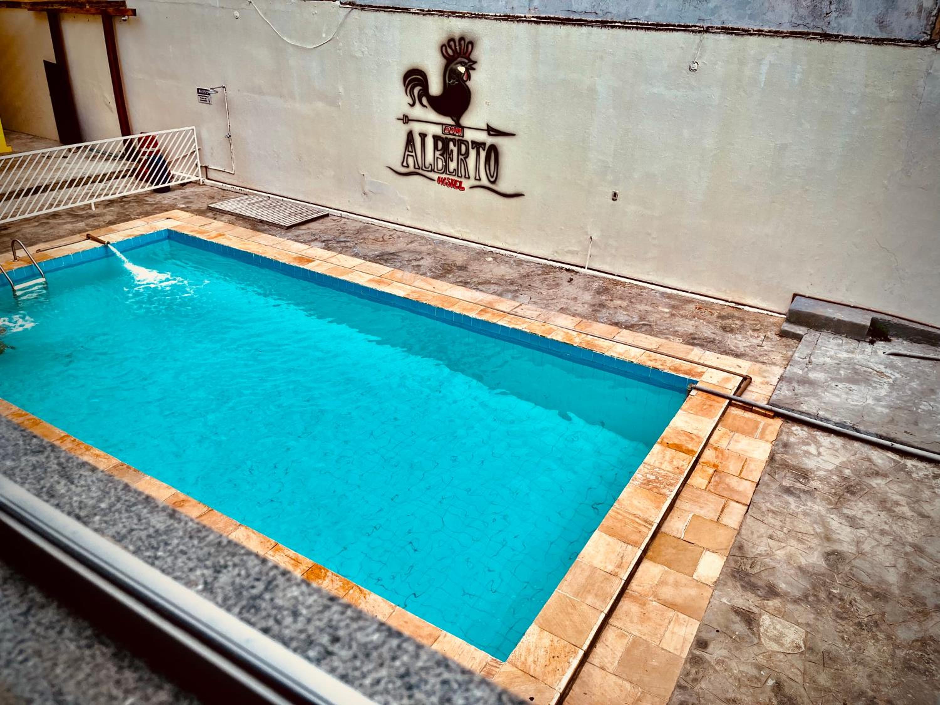 Suite with Pool View - Photo 7