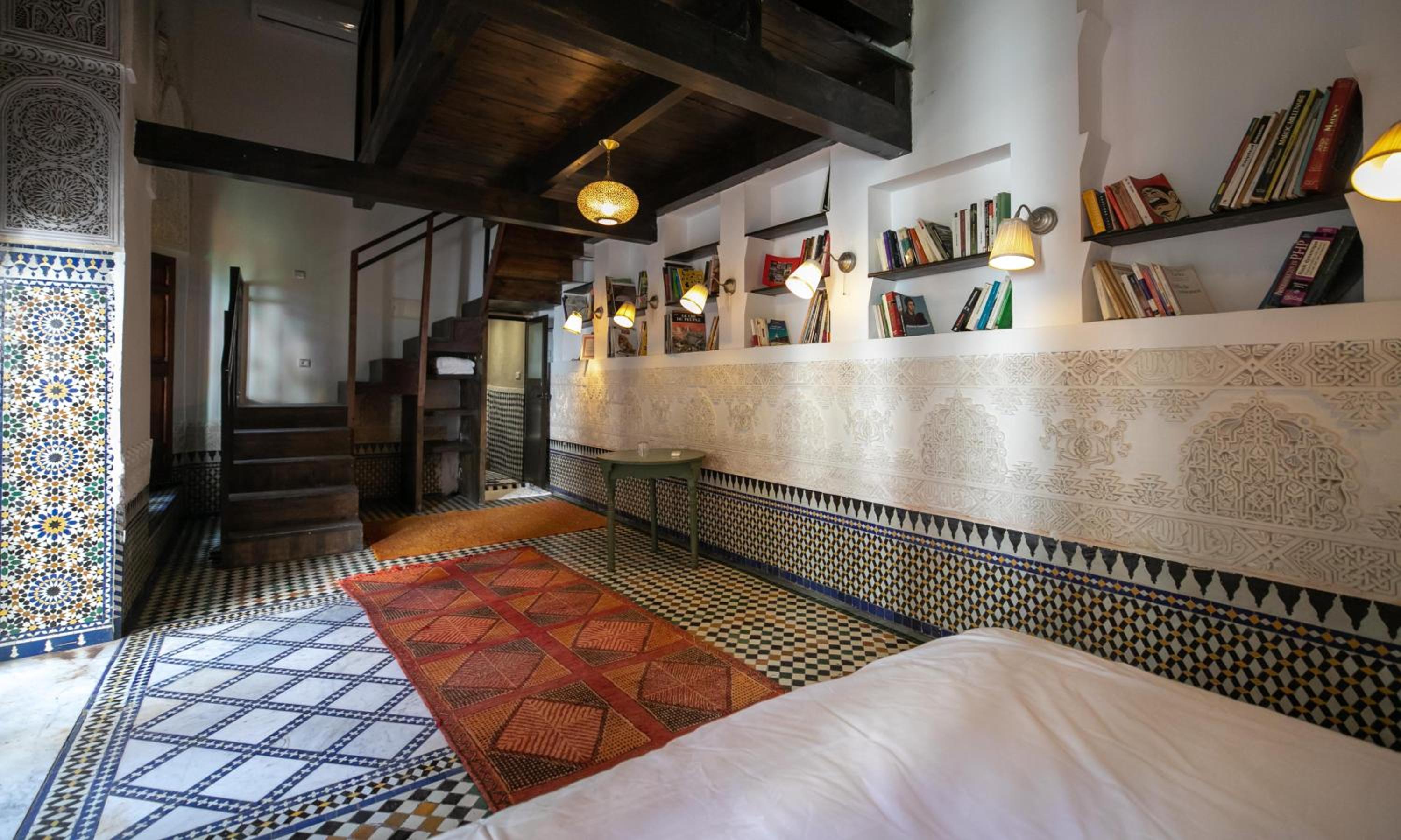 Deluxe Family Suite - Photo 5