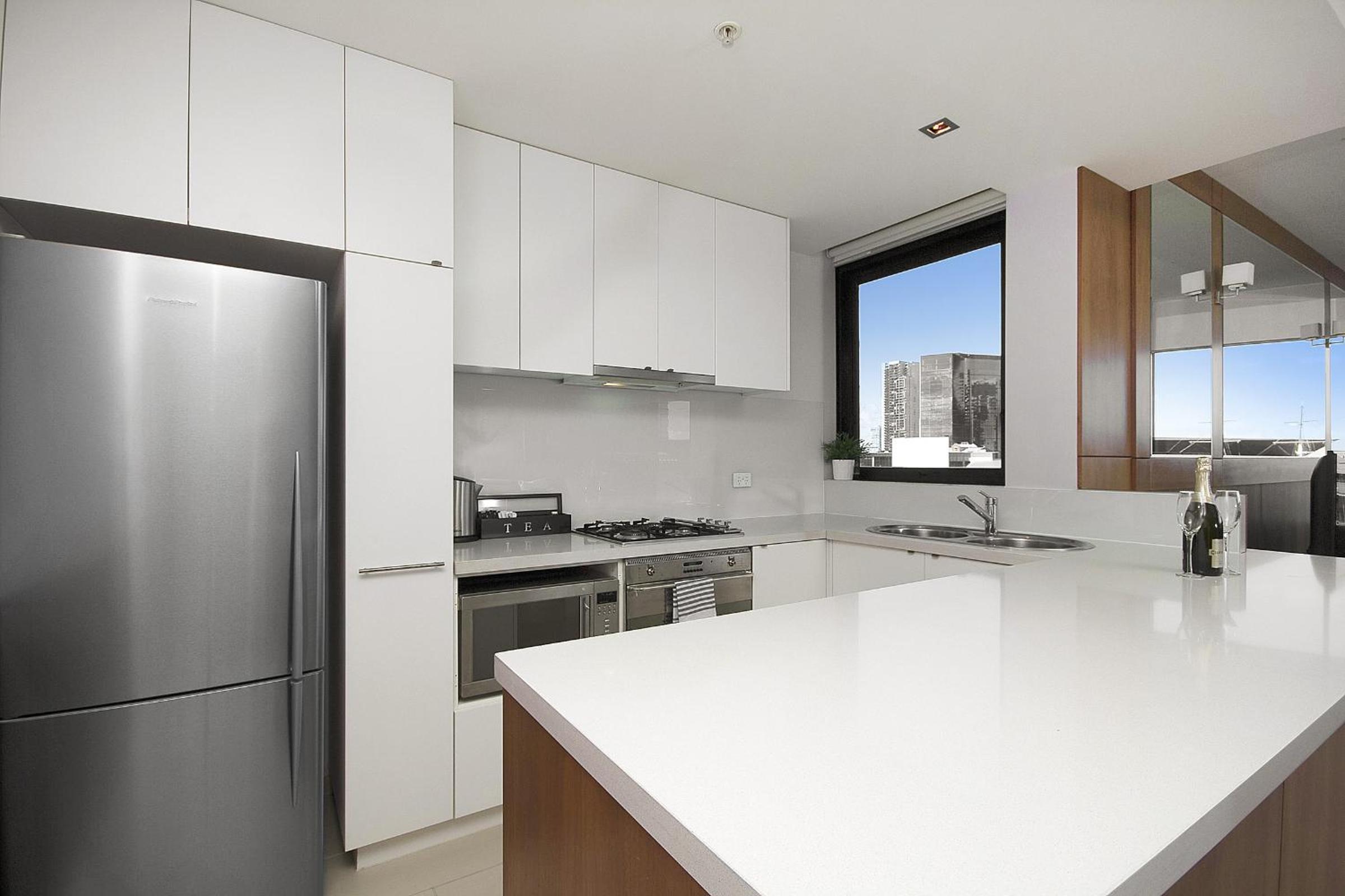 Three-Bedroom Executive Apartment River View thumbnail 5