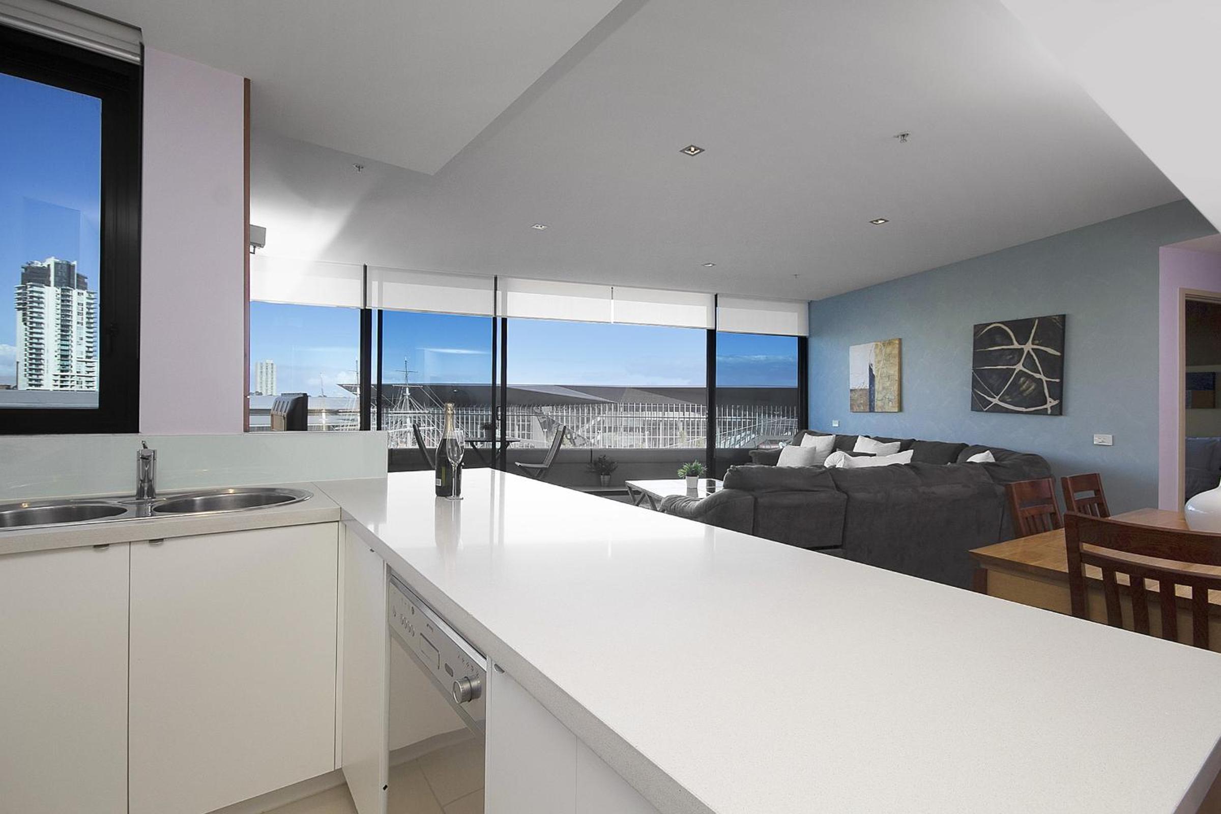 Three-Bedroom Executive Apartment River View