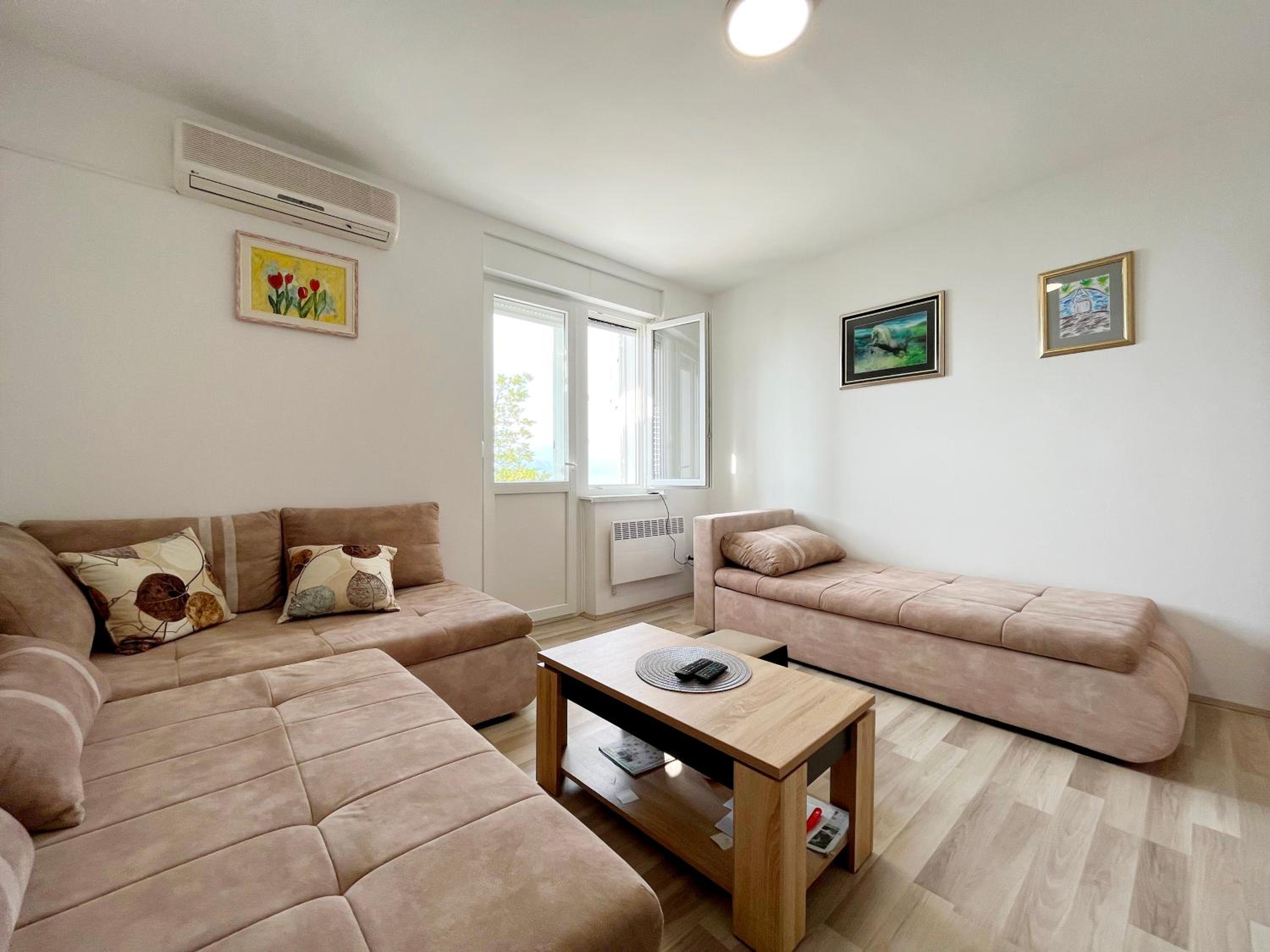 Apartment with Sea View photo 2