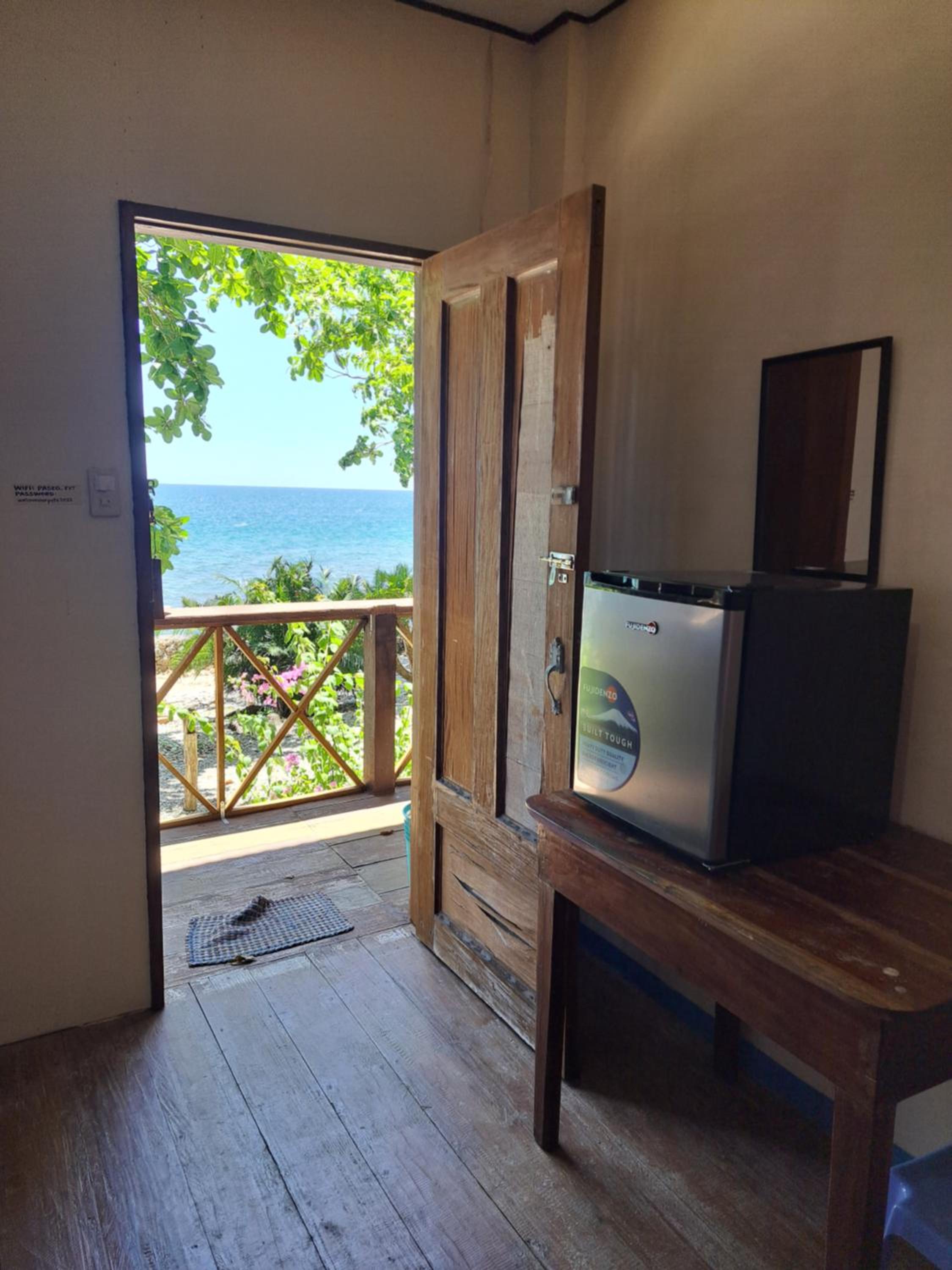 Deluxe Double or Twin Room with Sea View - Photo 1