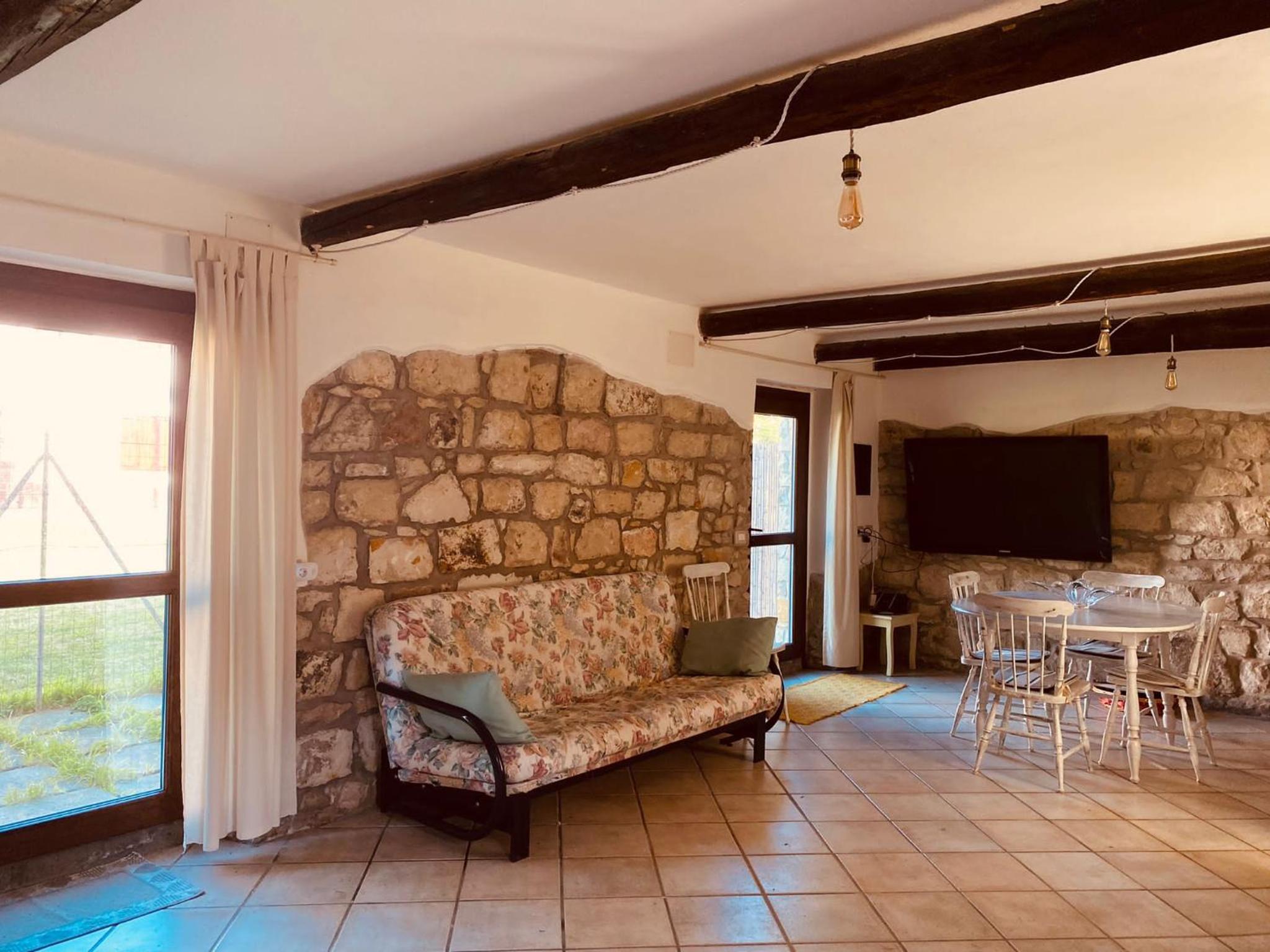 Three-Bedroom Villa photo 1