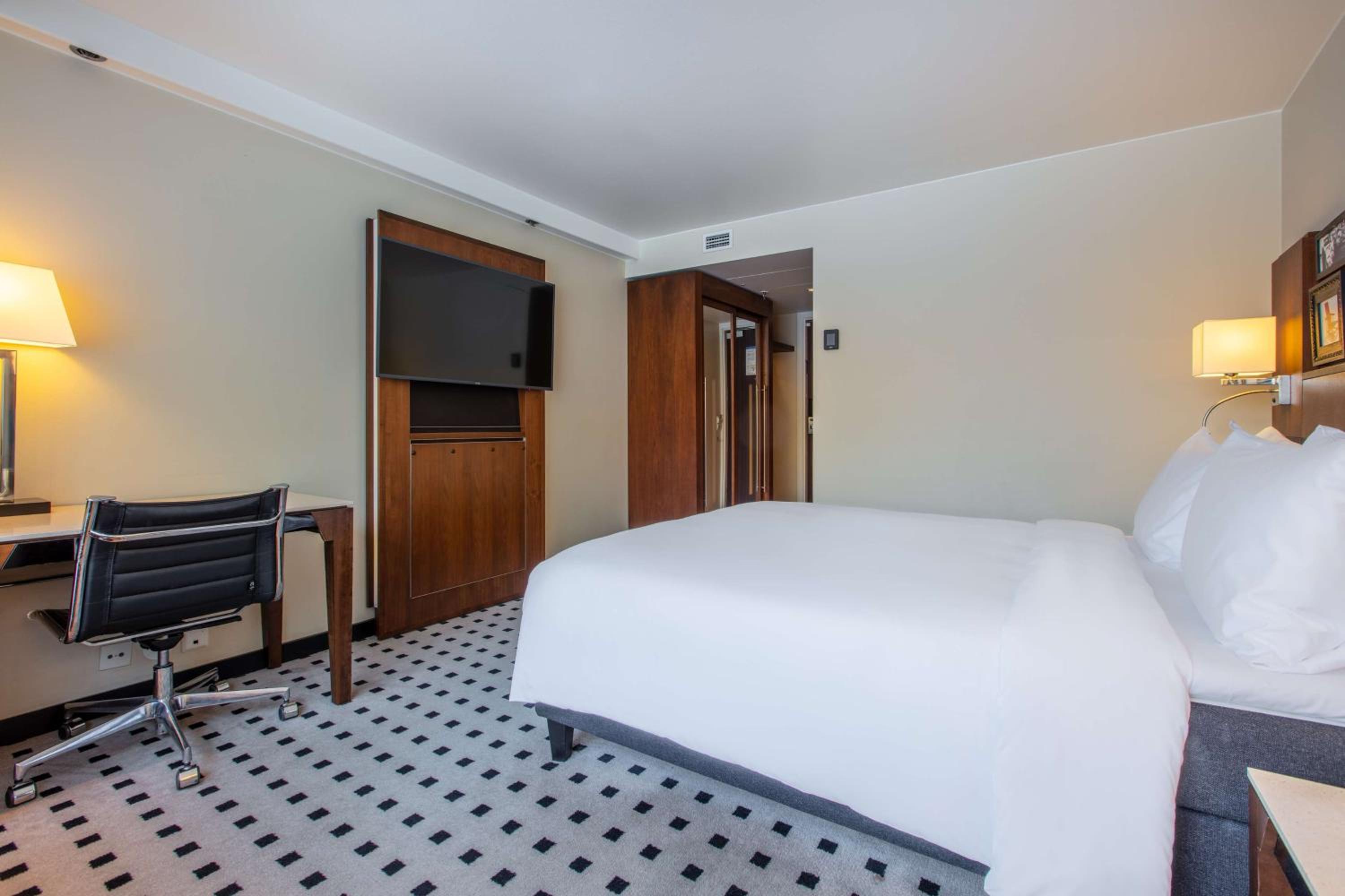 Superior Room - Photo 7