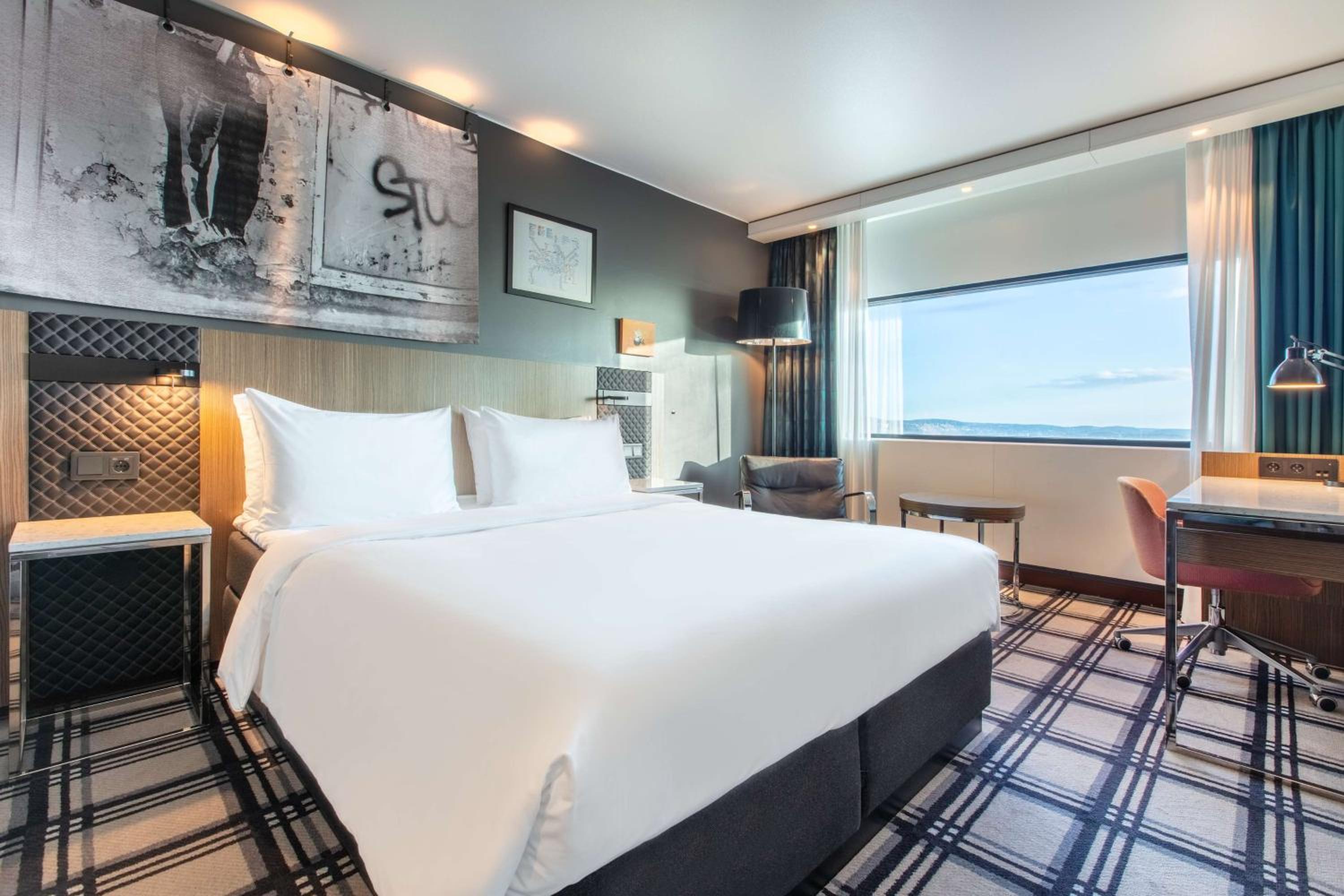 Premium Room with City View