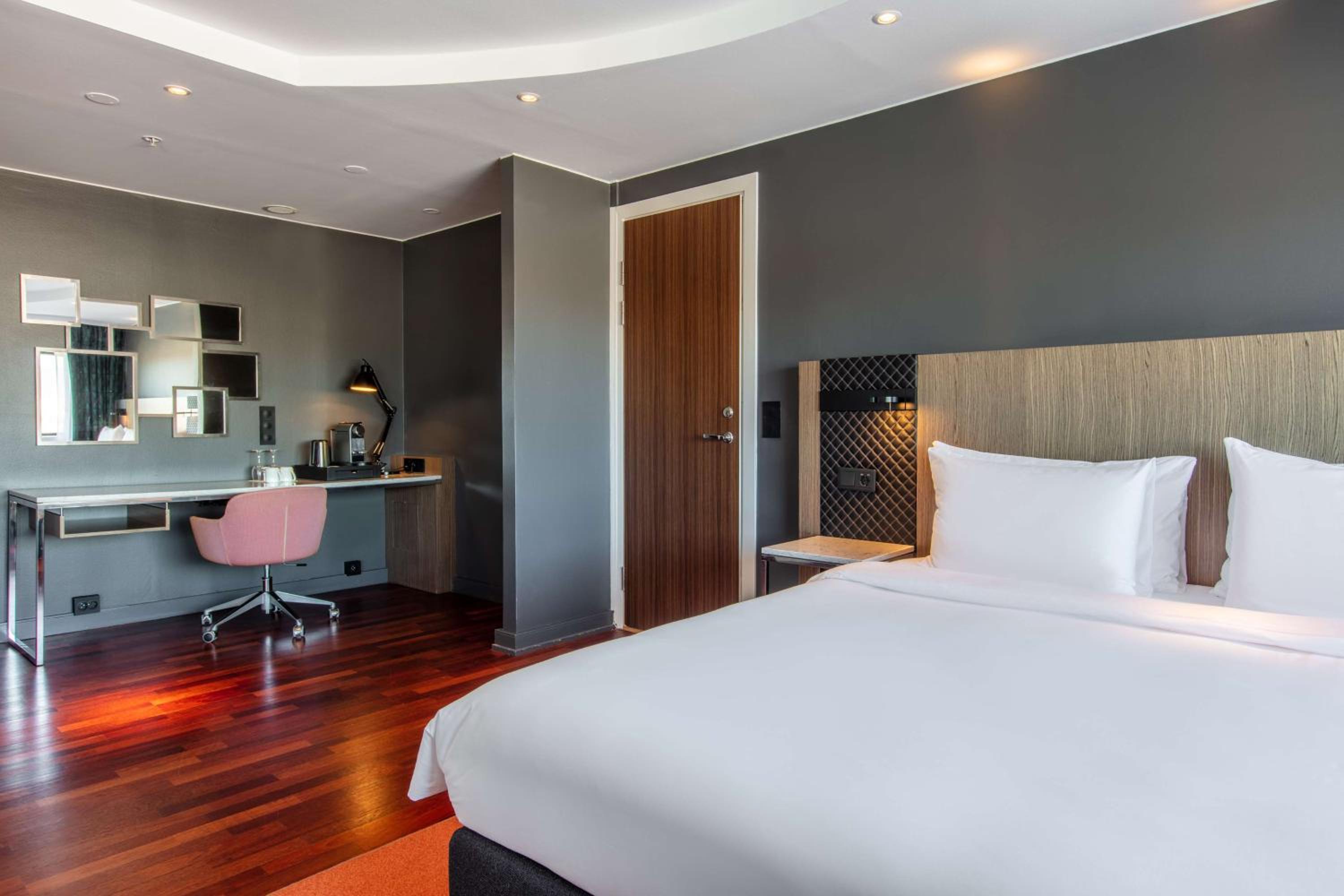 Junior Suite - Photo 6