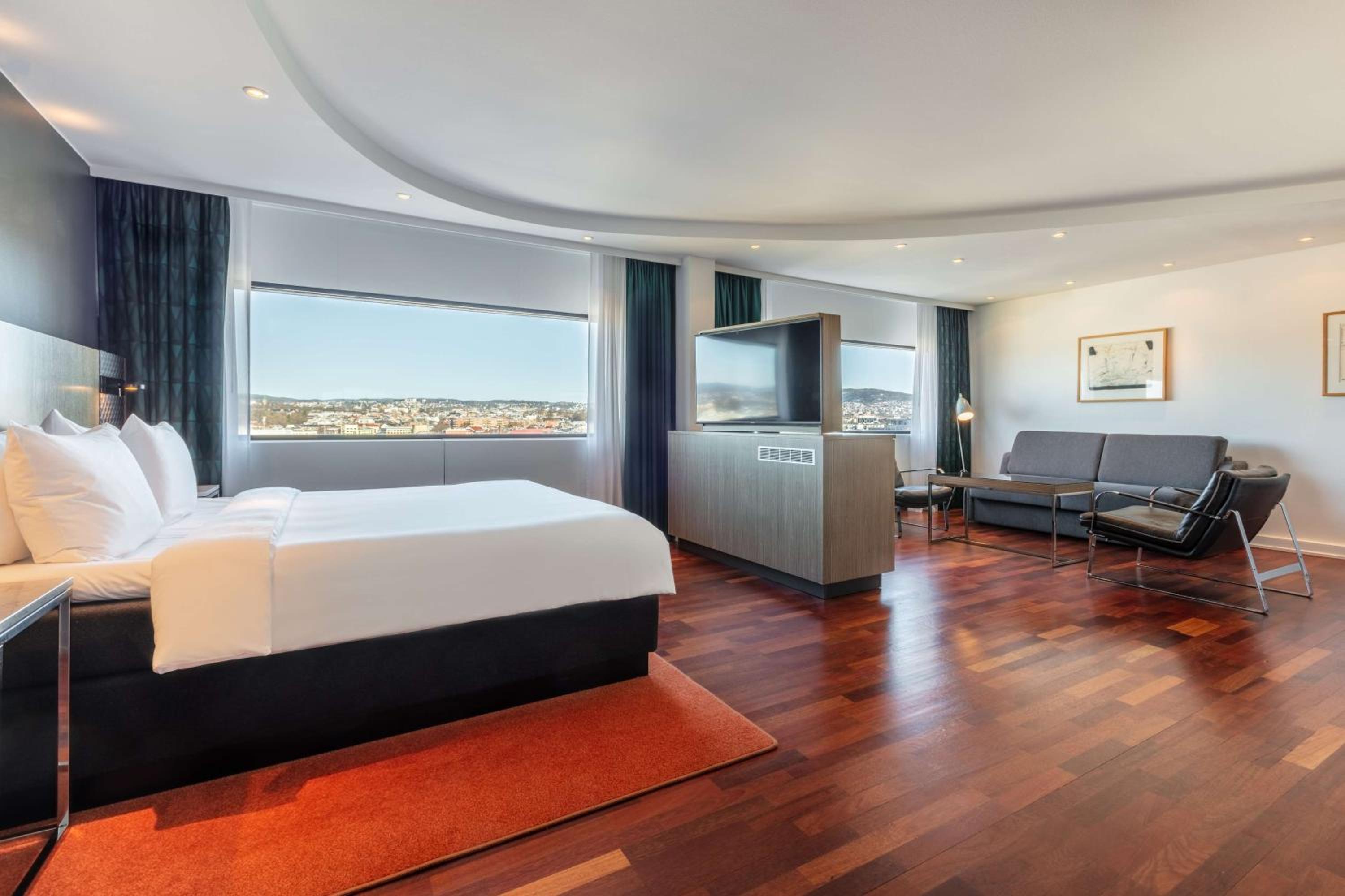 Junior Suite - Photo 1