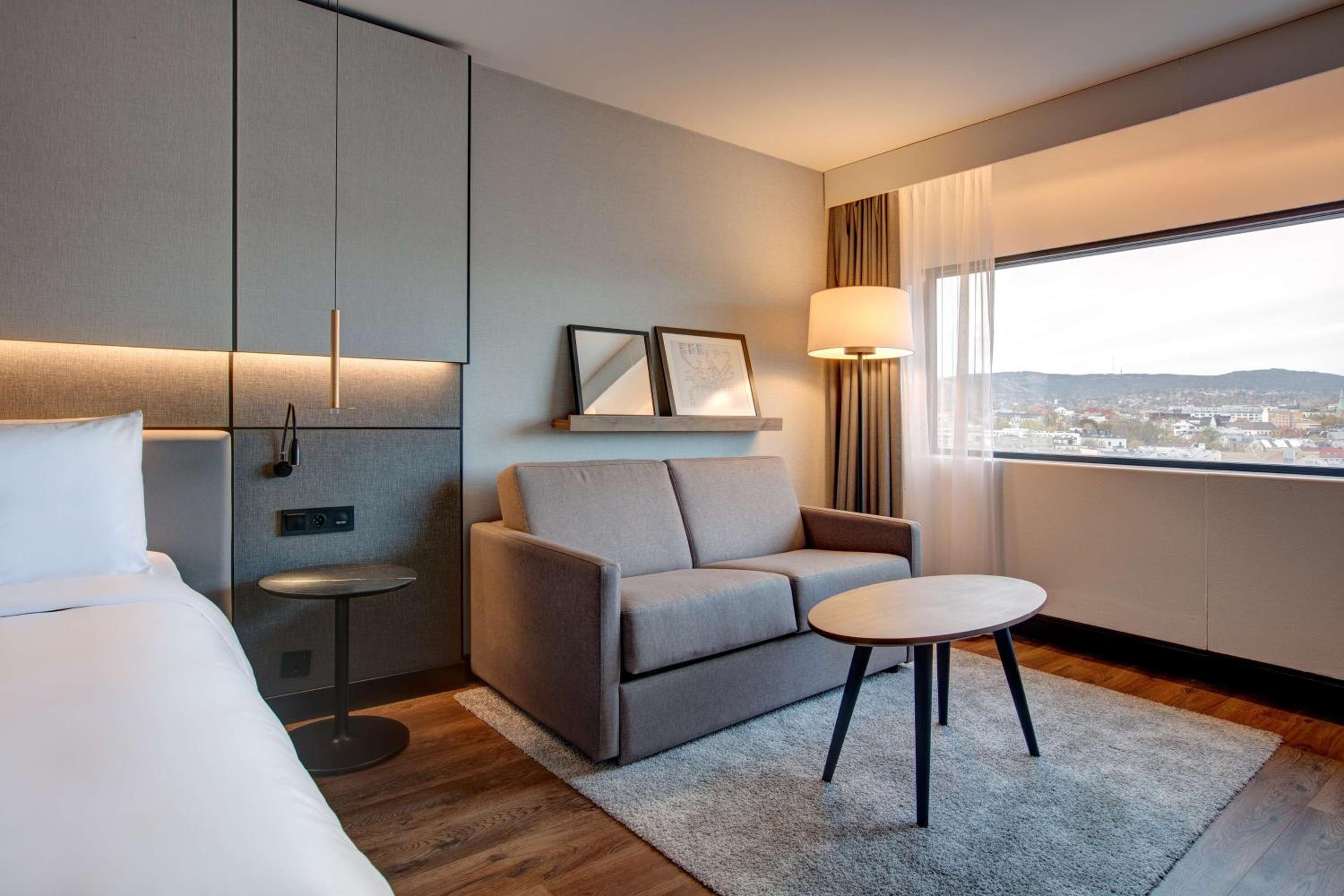 Deluxe Room - Photo 1