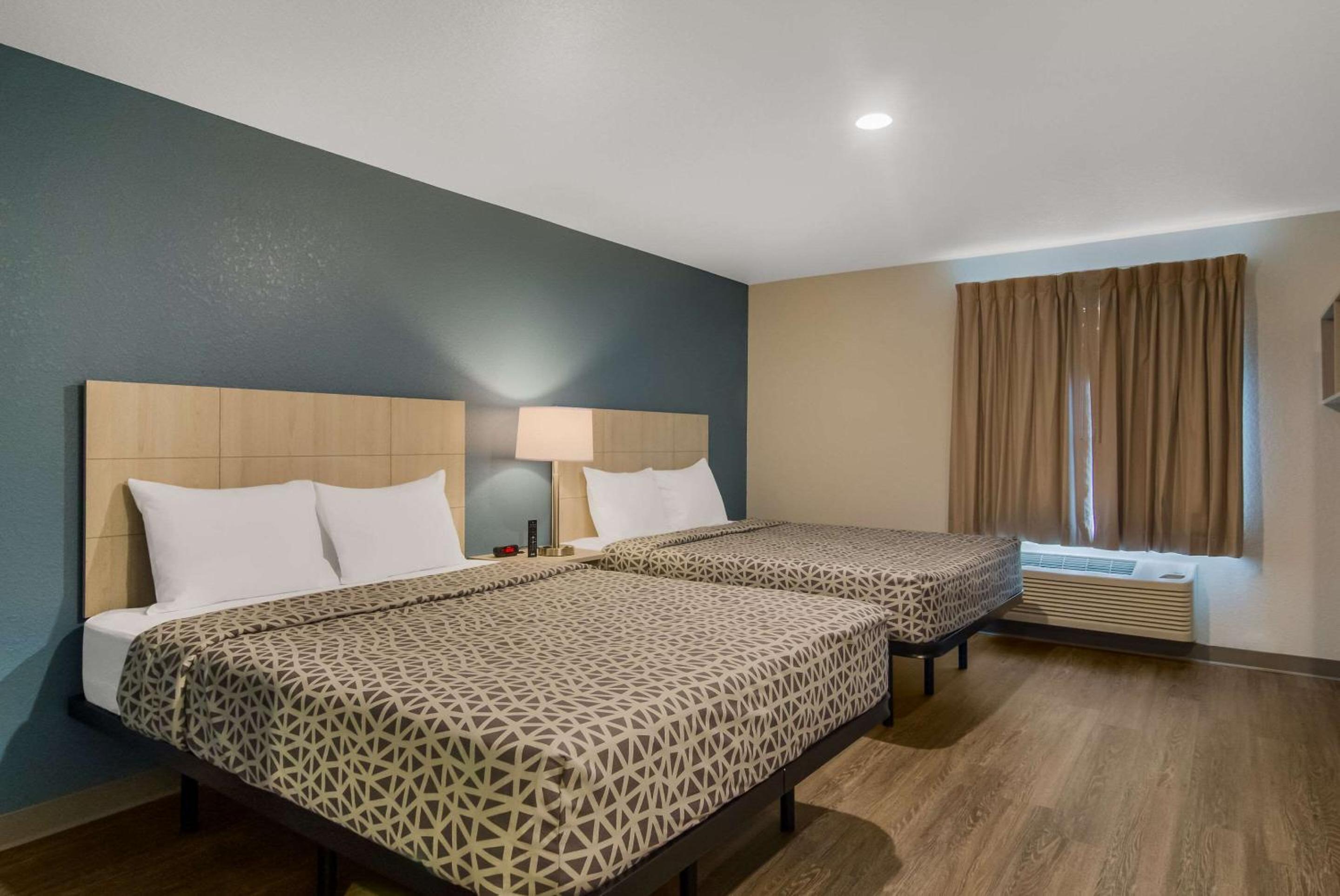 QUEEN SUITE TWO QUEEN BEDS ACCESSIBLE photo 2