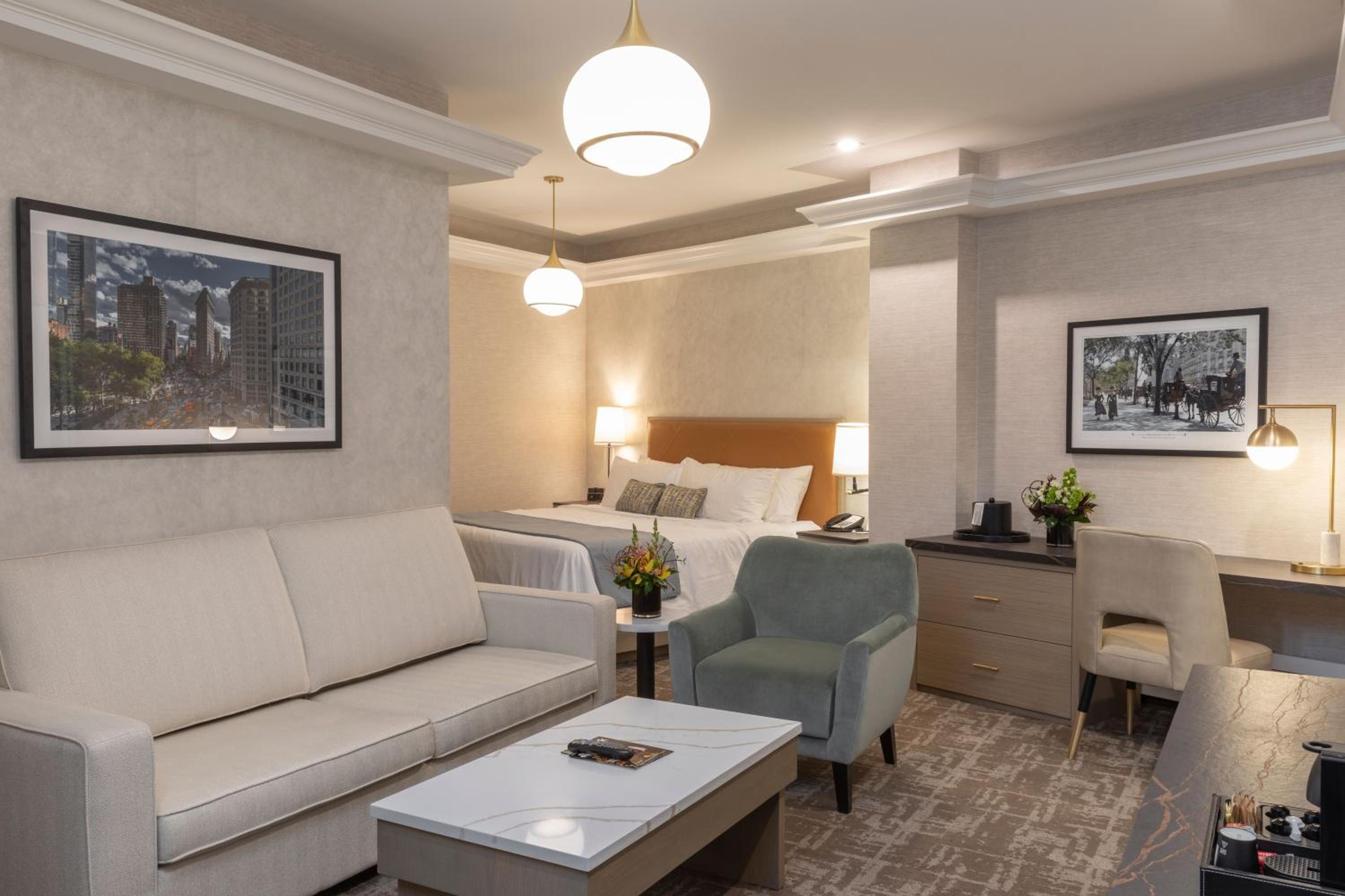 Deluxe Junior Suite King photo 3