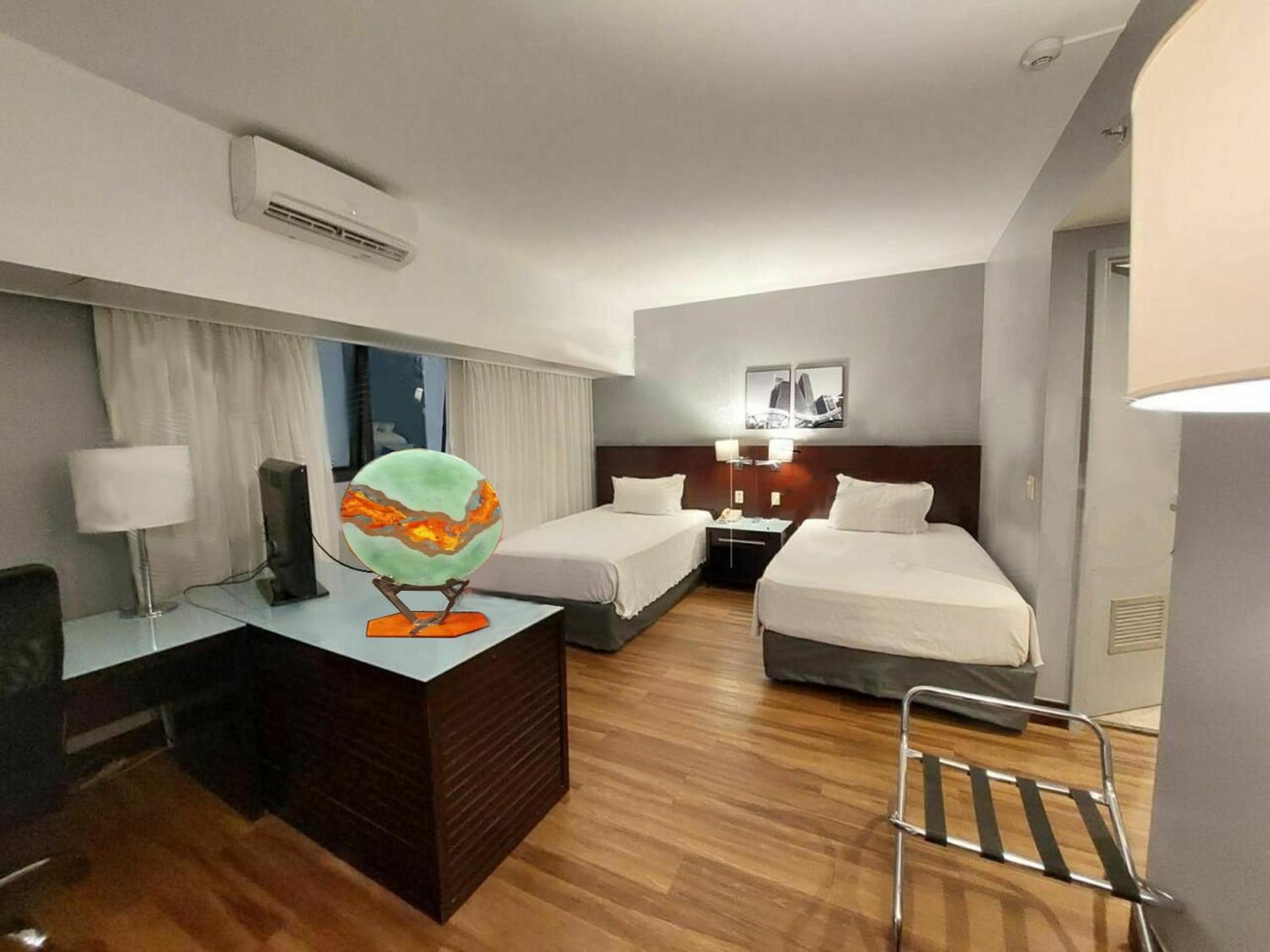 Large Double Room - Photo 22