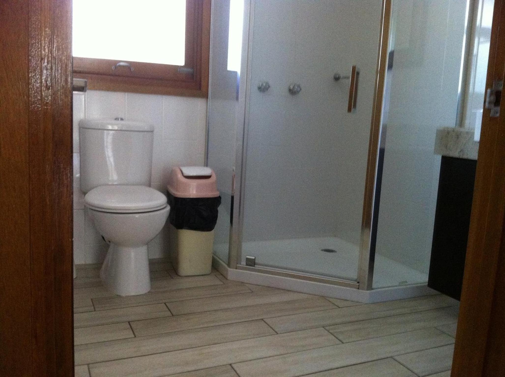 Double or Twin Room with Shared Bathroom photo 3